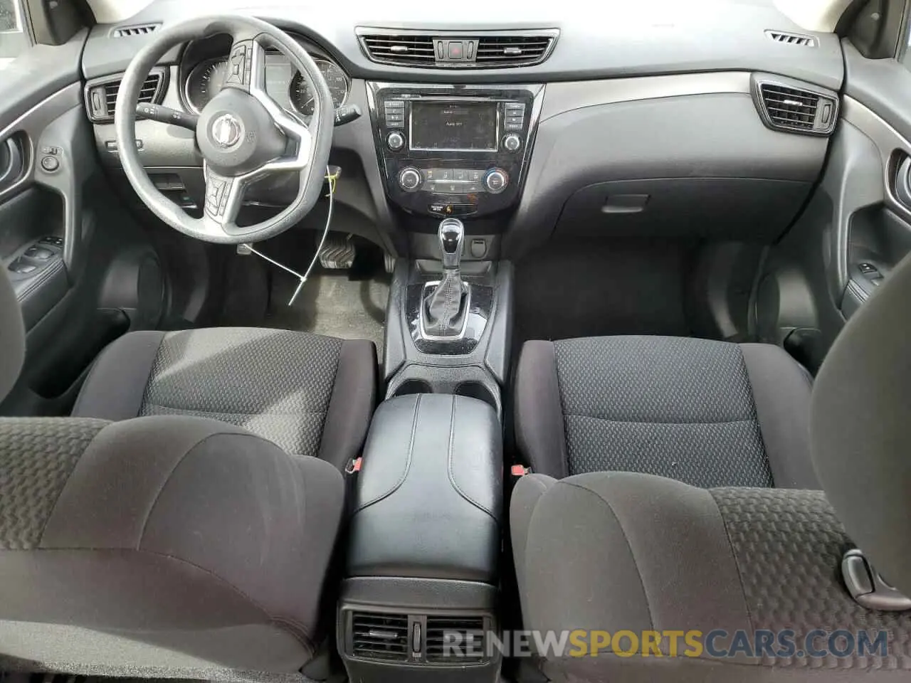 8 Photograph of a damaged car JN1BJ1CP8KW241263 NISSAN ROGUE 2019