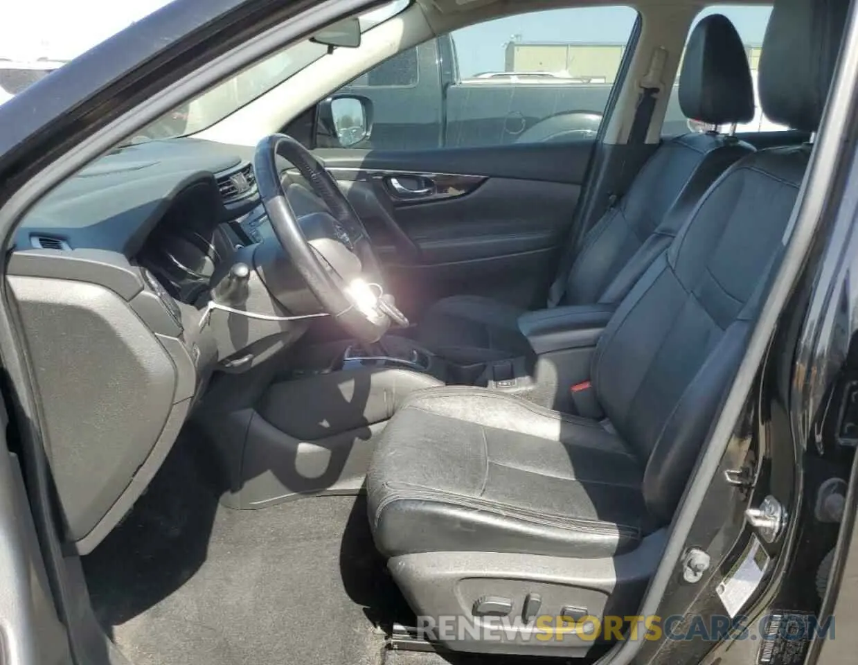 7 Photograph of a damaged car JN1BJ1CP8KW528313 NISSAN ROGUE 2019