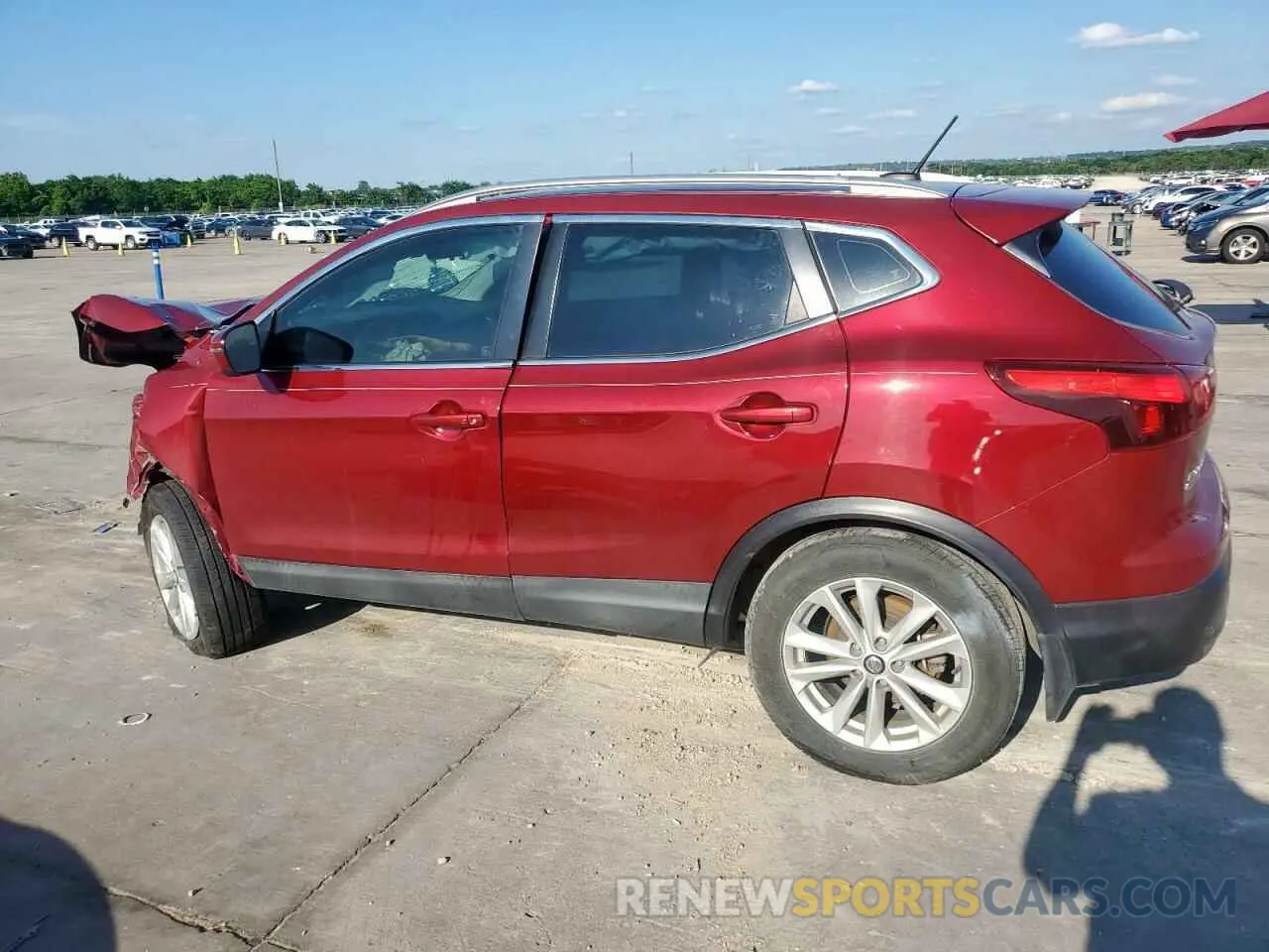 2 Photograph of a damaged car JN1BJ1CP9KW232605 NISSAN ROGUE 2019