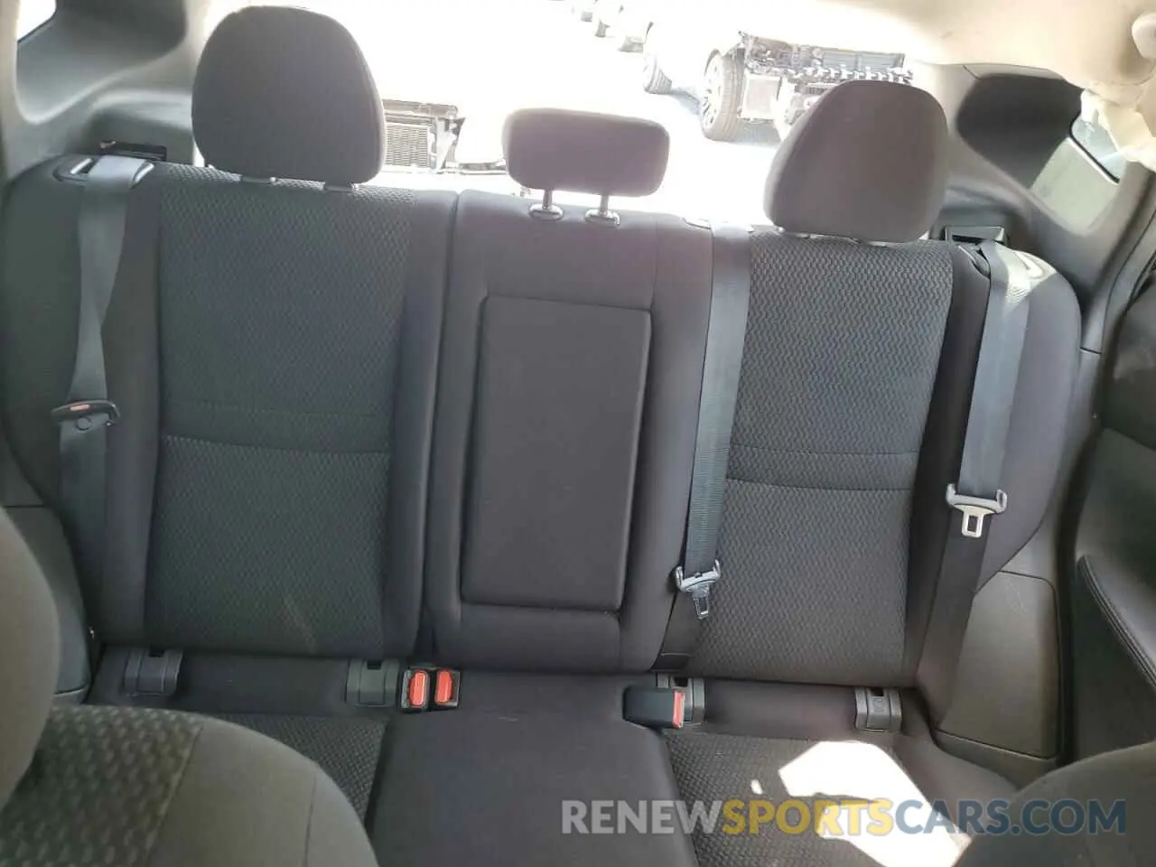 10 Photograph of a damaged car JN1BJ1CP9KW237173 NISSAN ROGUE 2019