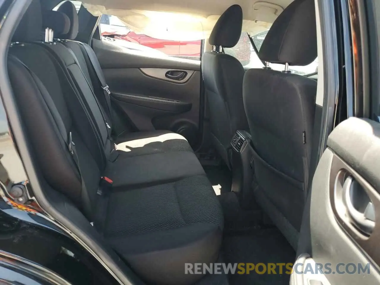 11 Photograph of a damaged car JN1BJ1CP9KW237173 NISSAN ROGUE 2019