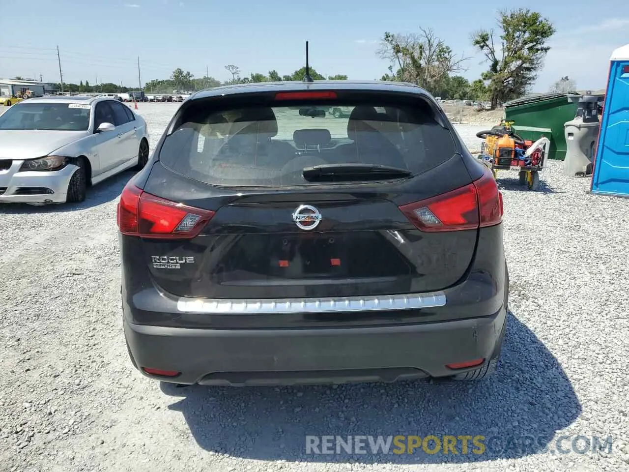 6 Photograph of a damaged car JN1BJ1CP9KW237173 NISSAN ROGUE 2019