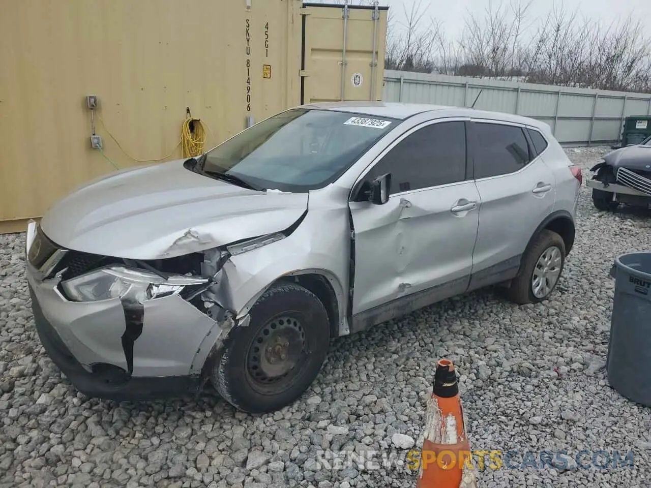 1 Photograph of a damaged car JN1BJ1CPXKW520388 NISSAN ROGUE 2019
