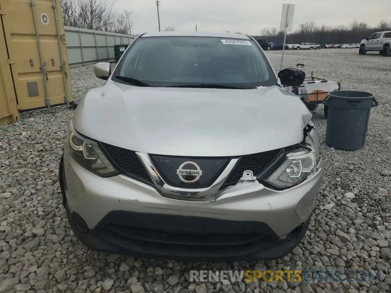 5 Photograph of a damaged car JN1BJ1CPXKW520388 NISSAN ROGUE 2019