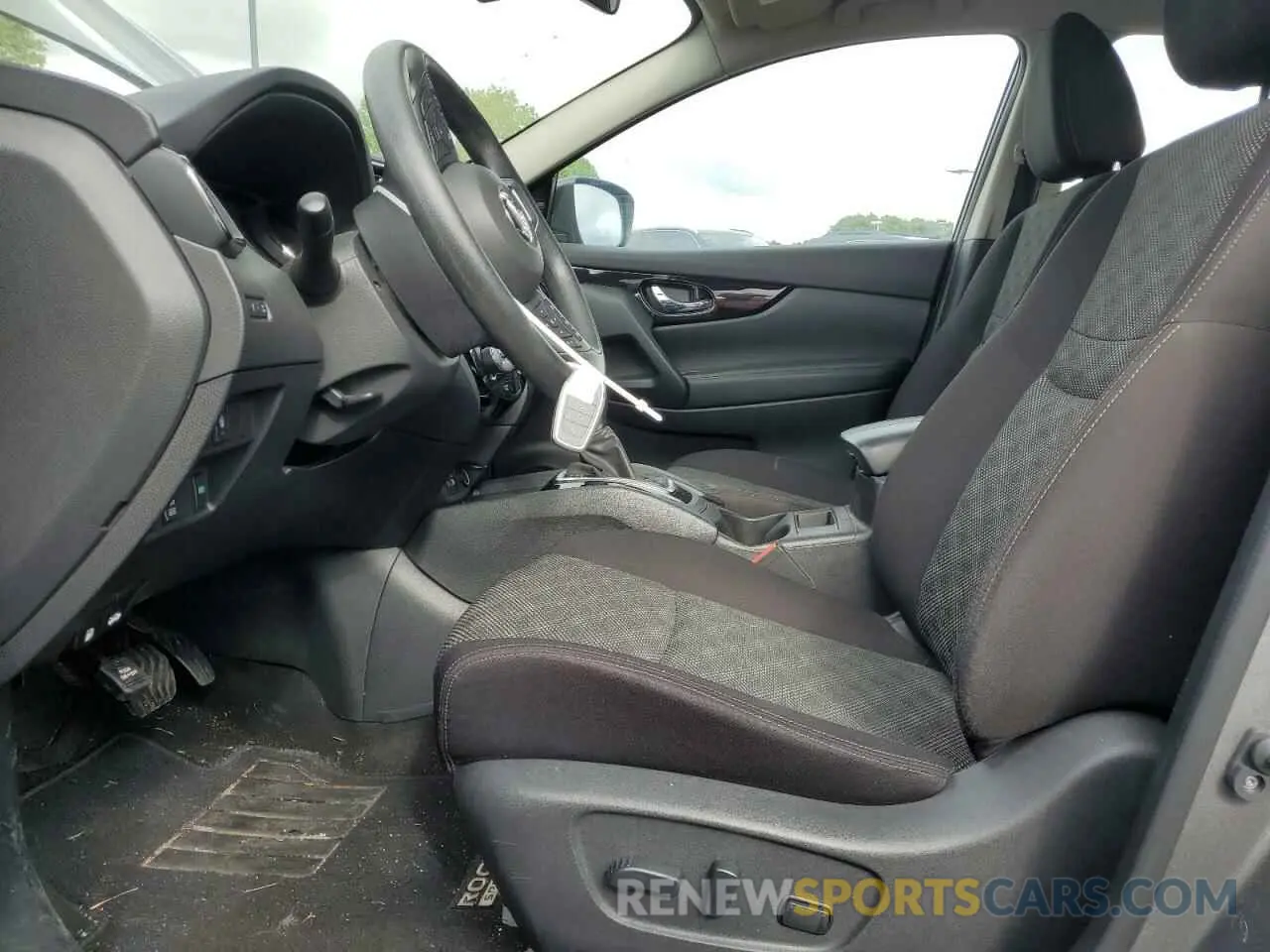 7 Фотография поврежденного автомобиля JN1BJ1CR0KW627077 NISSAN ROGUE 2019