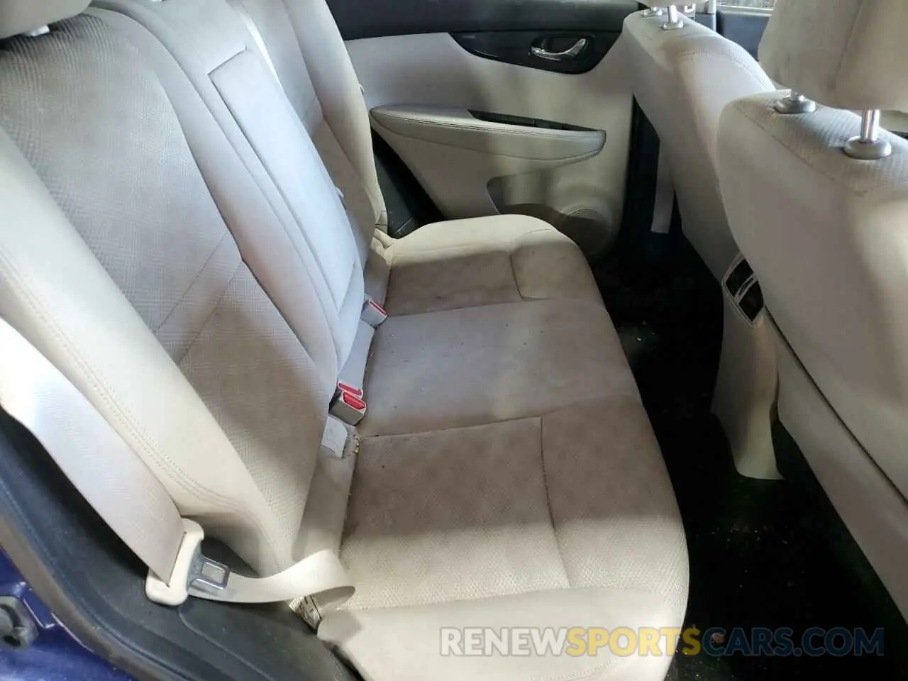 11 Photograph of a damaged car JN1BJ1CR1KW332702 NISSAN ROGUE 2019