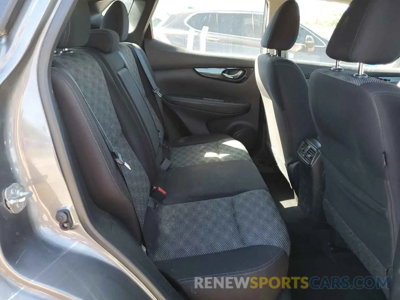 11 Фотография поврежденного автомобиля JN1BJ1CR3KW341109 NISSAN ROGUE 2019