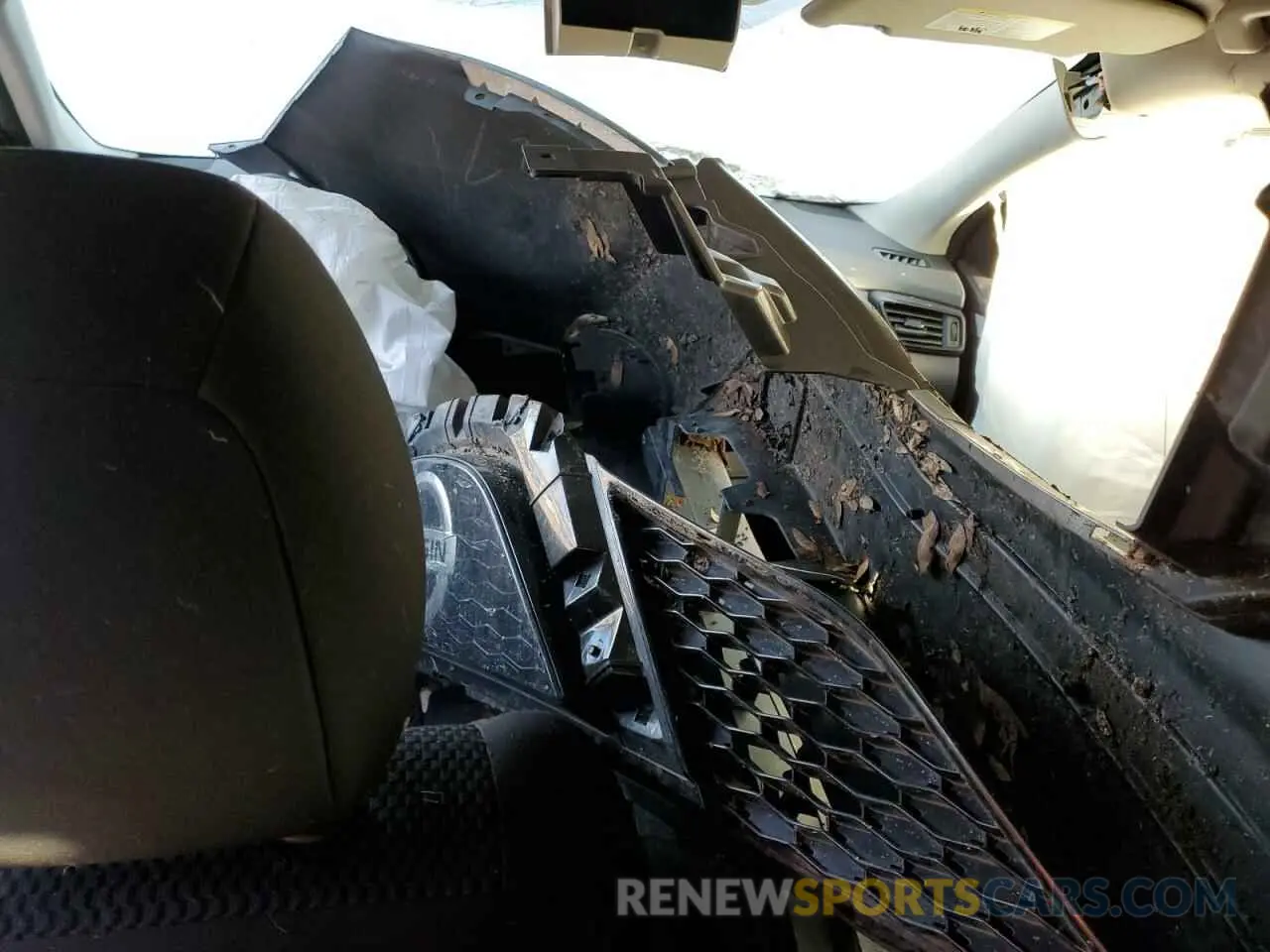 8 Фотография поврежденного автомобиля JN1BJ1CR3KW630829 NISSAN ROGUE 2019