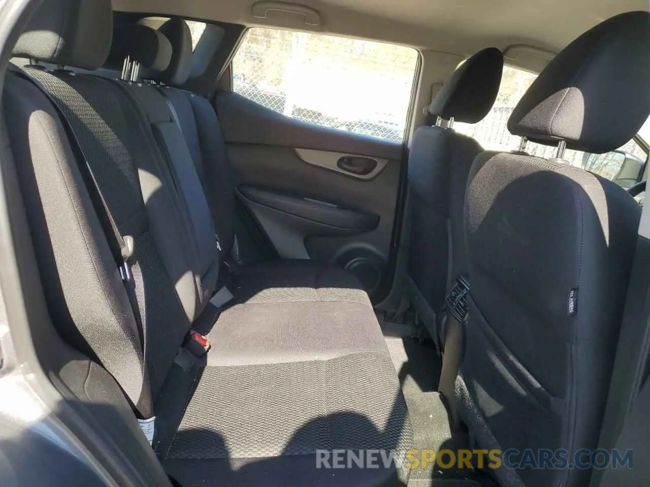 11 Photograph of a damaged car JN1BJ1CR5KW314994 NISSAN ROGUE 2019