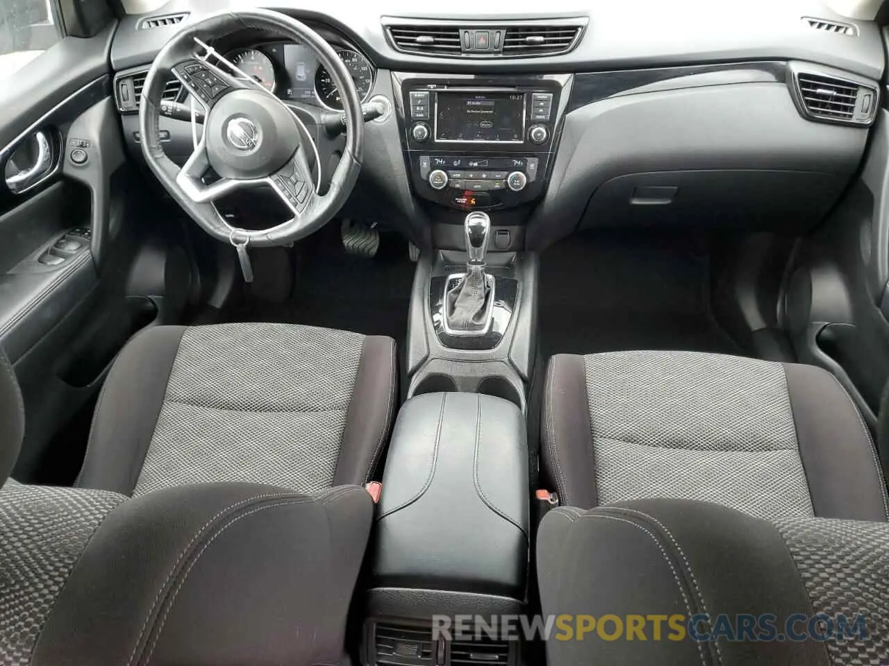 8 Фотография поврежденного автомобиля JN1BJ1CR5KW324683 NISSAN ROGUE 2019