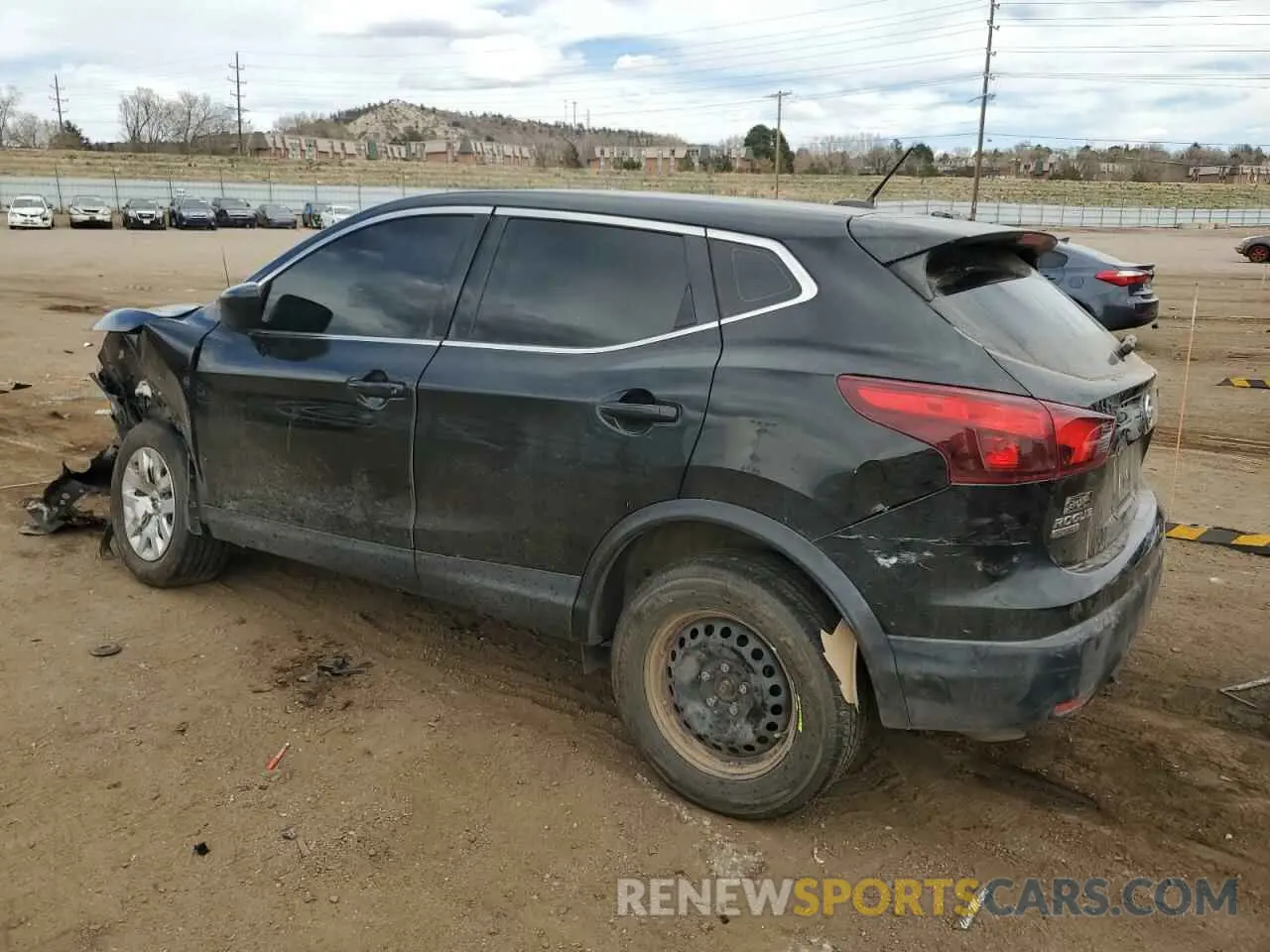 2 Photograph of a damaged car JN1BJ1CR5KW628127 NISSAN ROGUE 2019