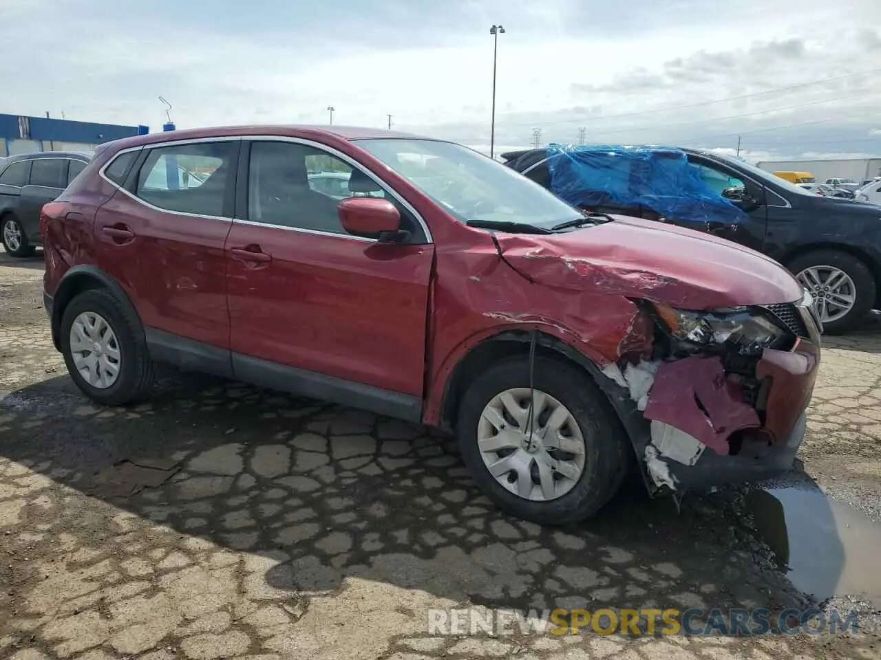 4 Photograph of a damaged car JN1BJ1CR6KW322442 NISSAN ROGUE 2019