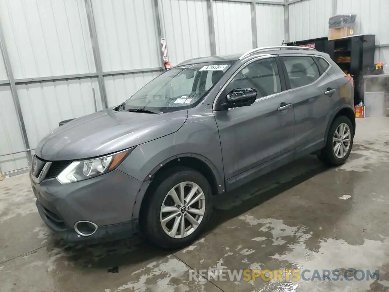 1 Photograph of a damaged car JN1BJ1CR6KW332386 NISSAN ROGUE 2019