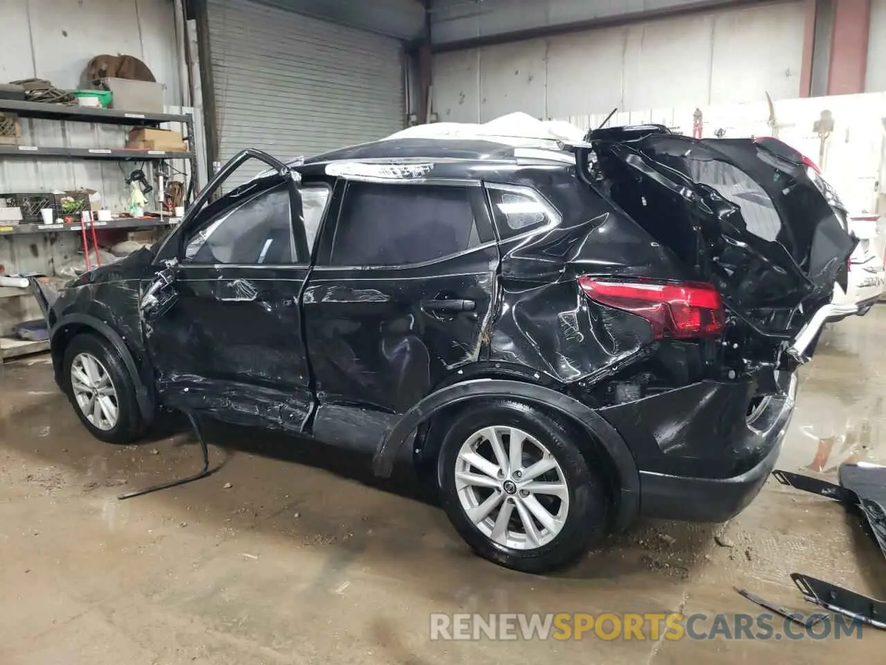 2 Photograph of a damaged car JN1BJ1CR8KW629997 NISSAN ROGUE 2019