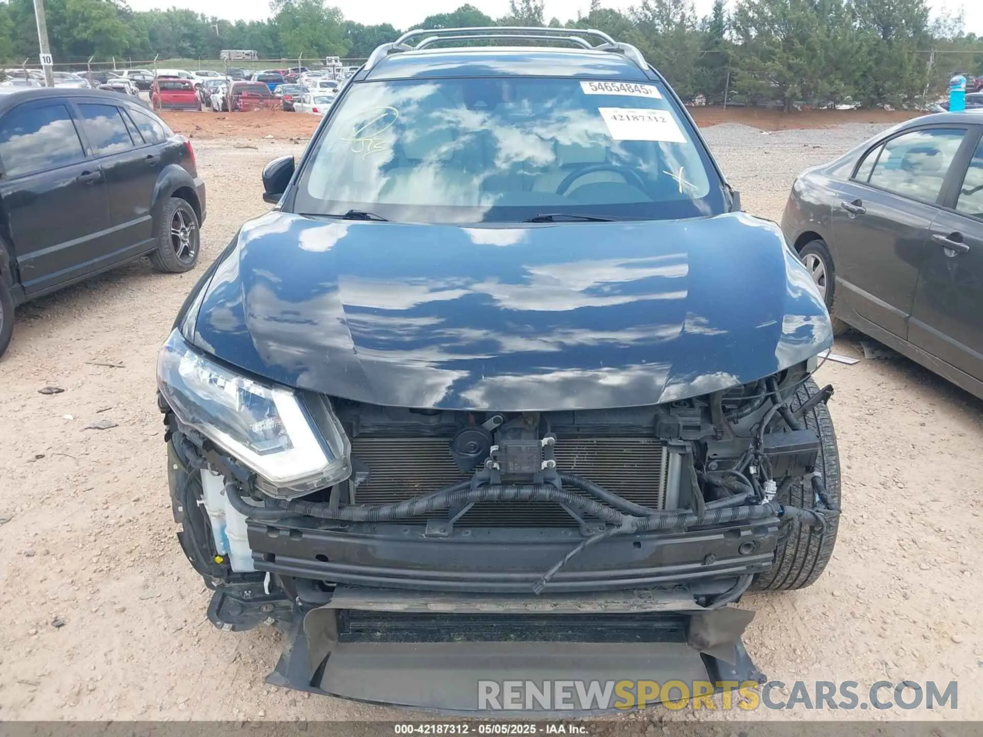 12 Фотография поврежденного автомобиля JN8AT2MT0KW505181 NISSAN ROGUE 2019