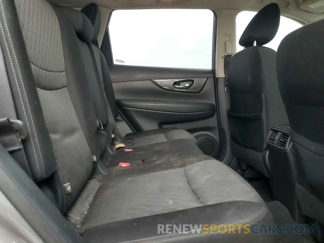 11 Photograph of a damaged car JN8AT2MT1KW253618 NISSAN ROGUE 2019