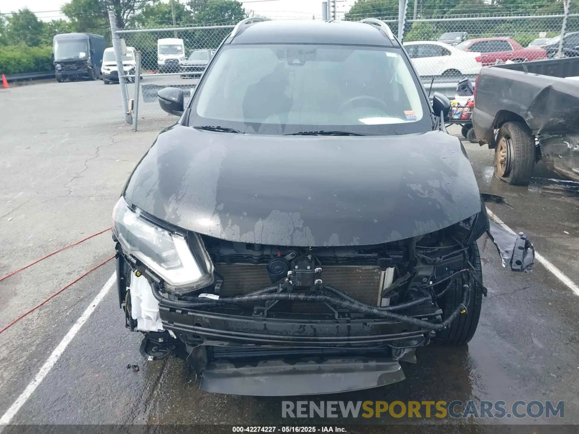 12 Photograph of a damaged car JN8AT2MT1KW261931 NISSAN ROGUE 2019