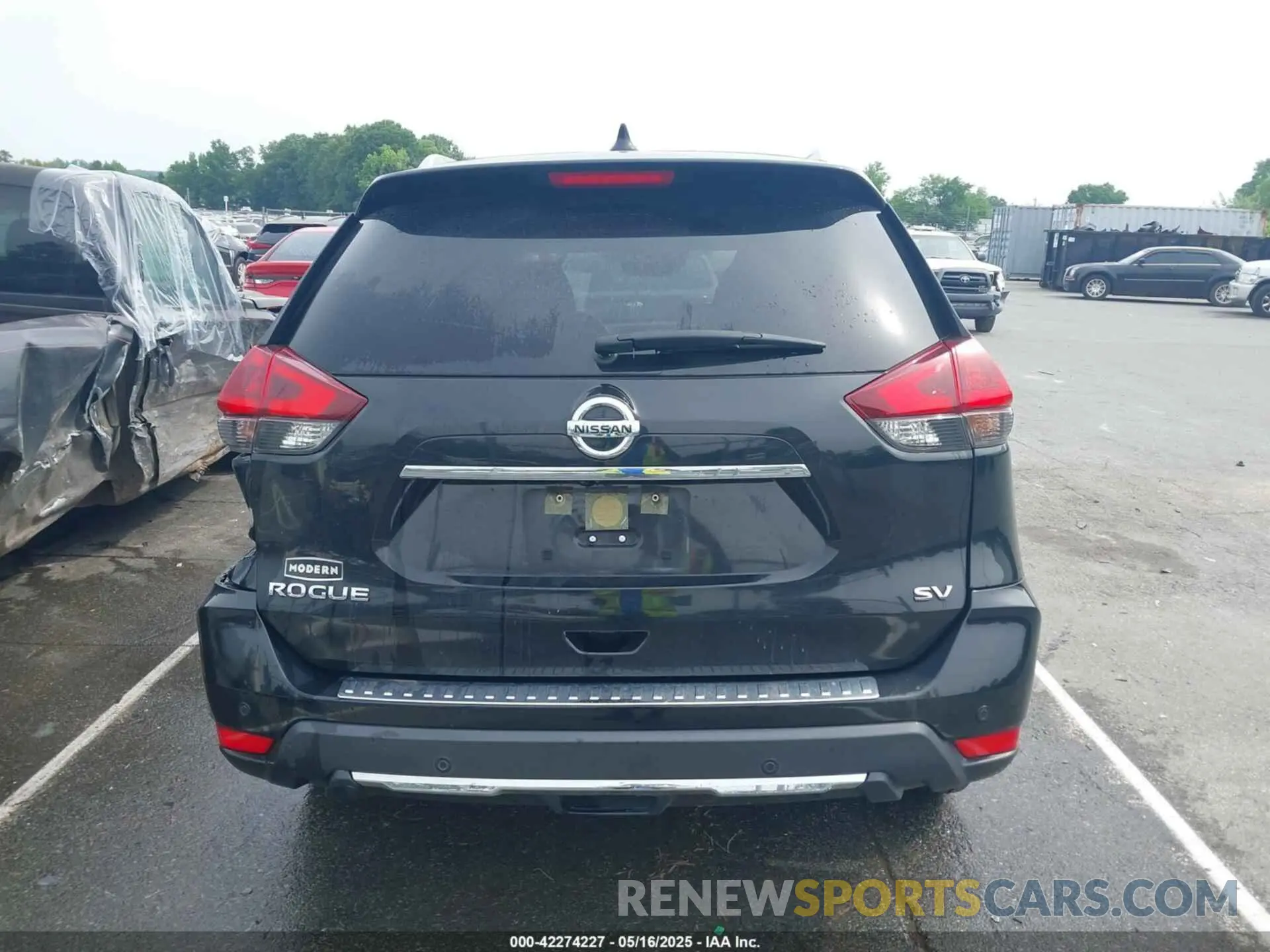 16 Photograph of a damaged car JN8AT2MT1KW261931 NISSAN ROGUE 2019