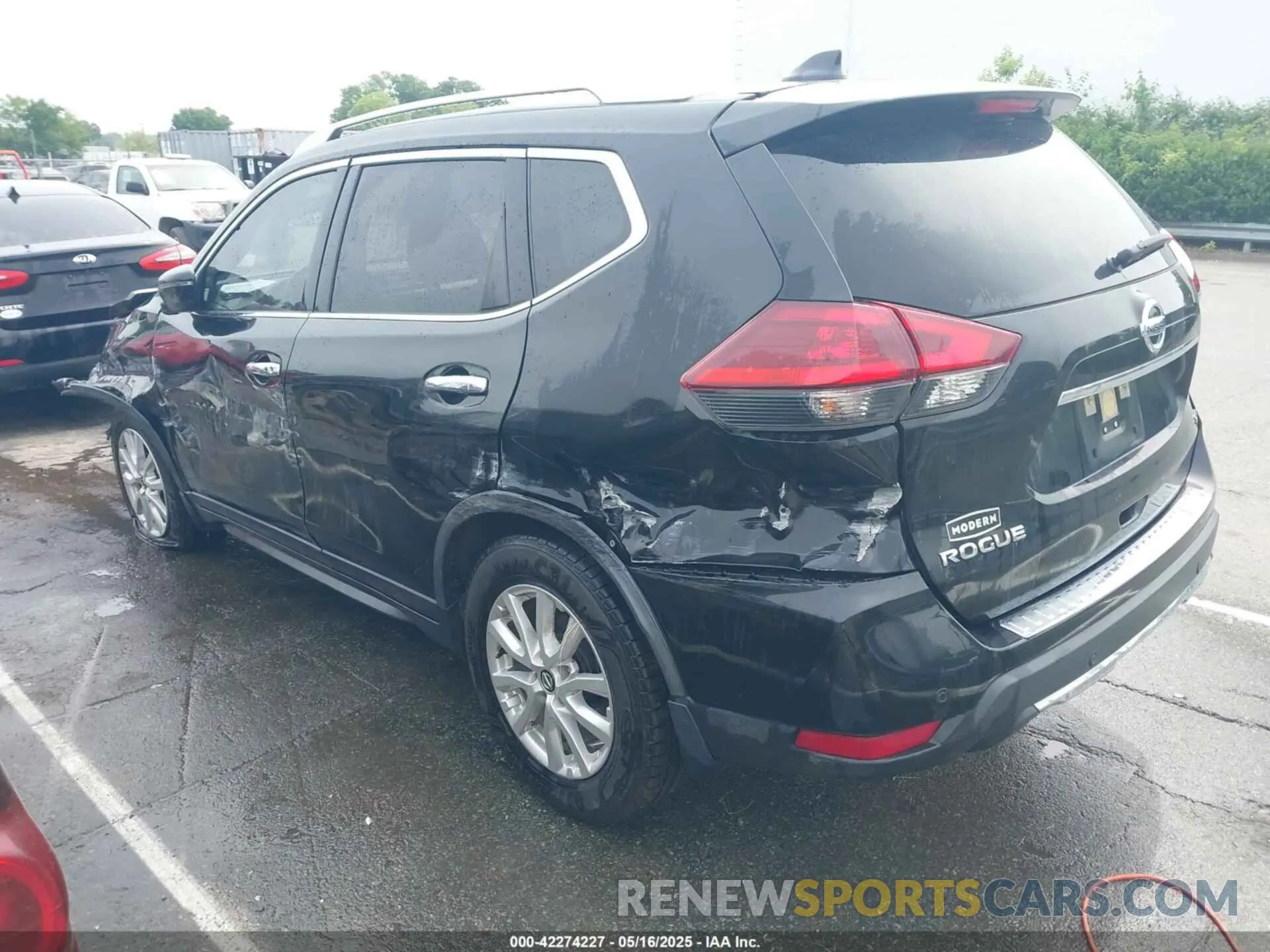 3 Photograph of a damaged car JN8AT2MT1KW261931 NISSAN ROGUE 2019