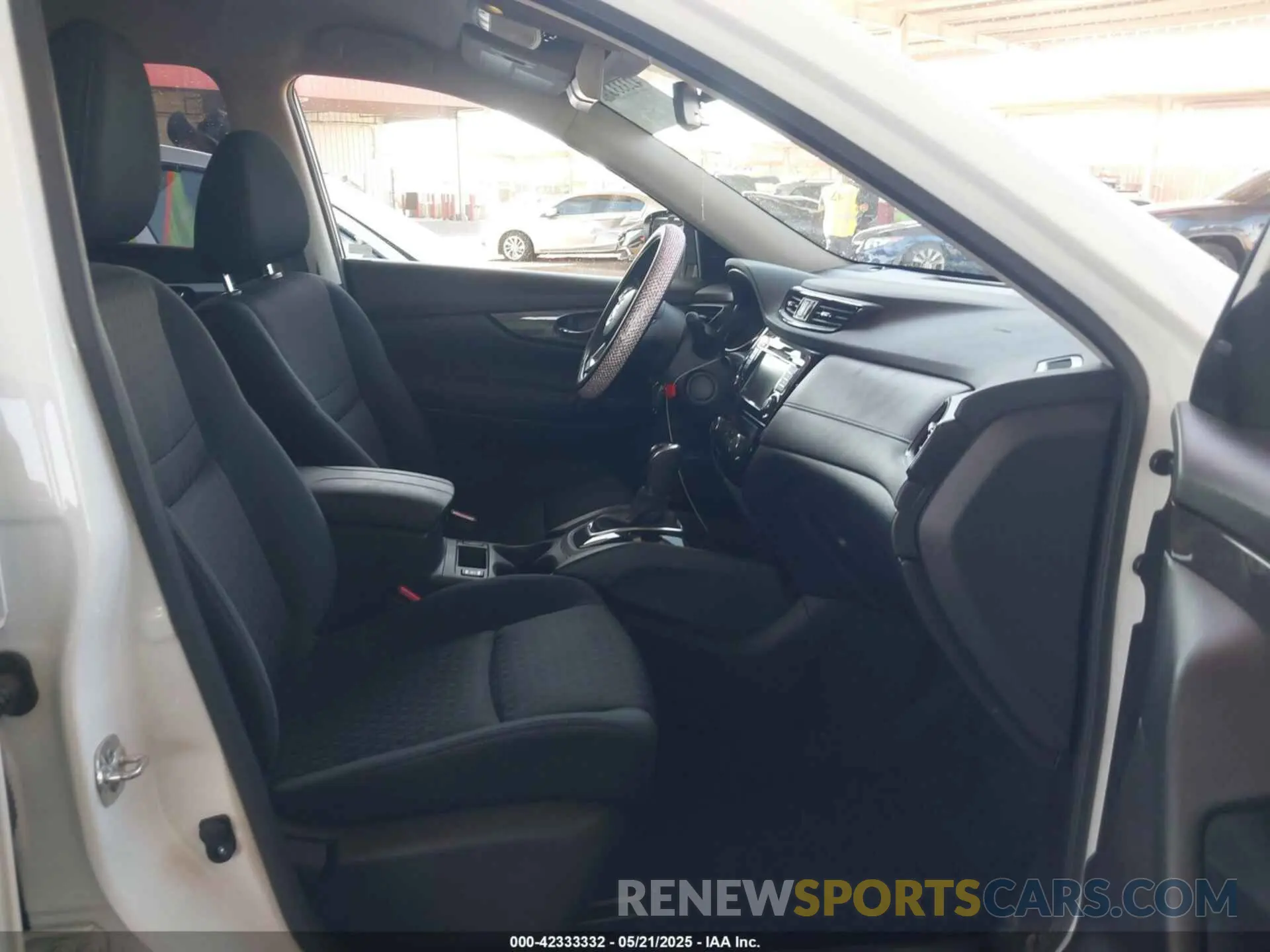 5 Photograph of a damaged car JN8AT2MT2KW254860 NISSAN ROGUE 2019