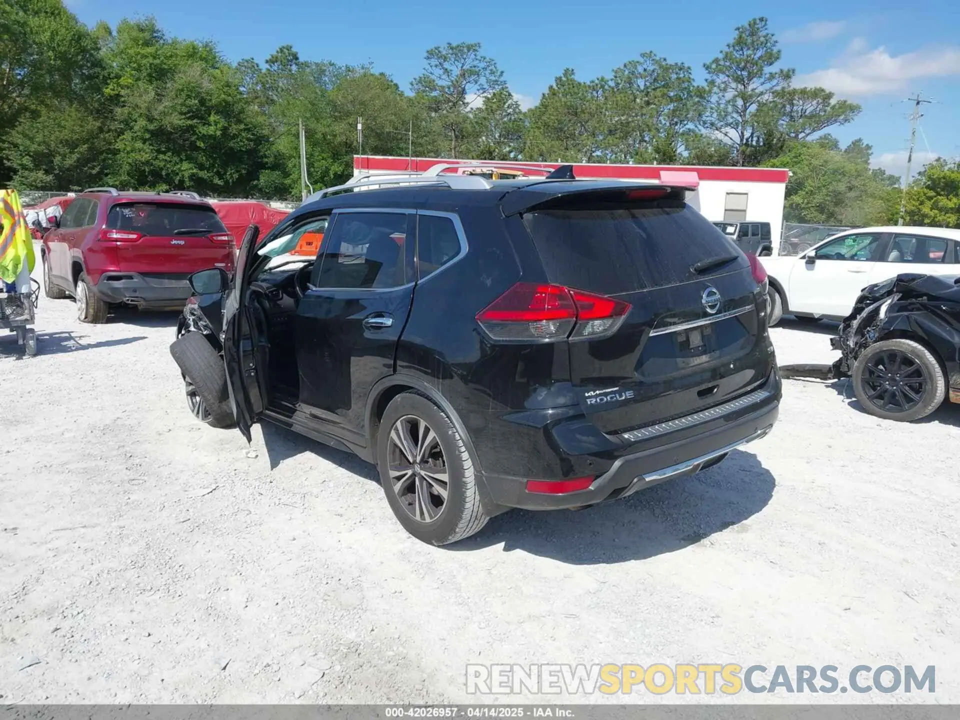 3 Photograph of a damaged car JN8AT2MT4KW250082 NISSAN ROGUE 2019
