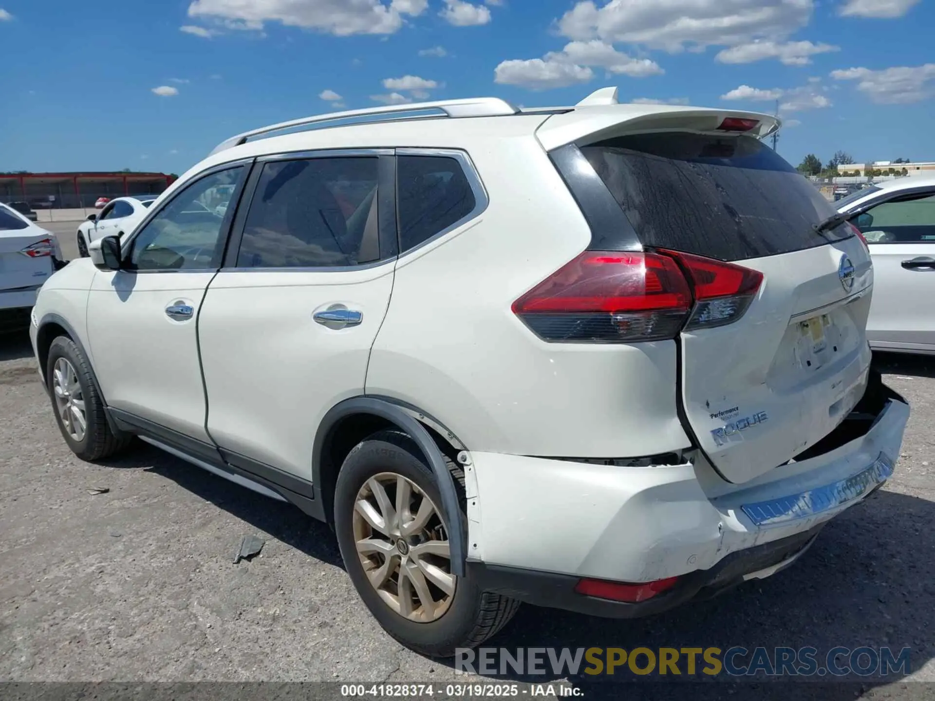 19 Photograph of a damaged car JN8AT2MT4KW261907 NISSAN ROGUE 2019
