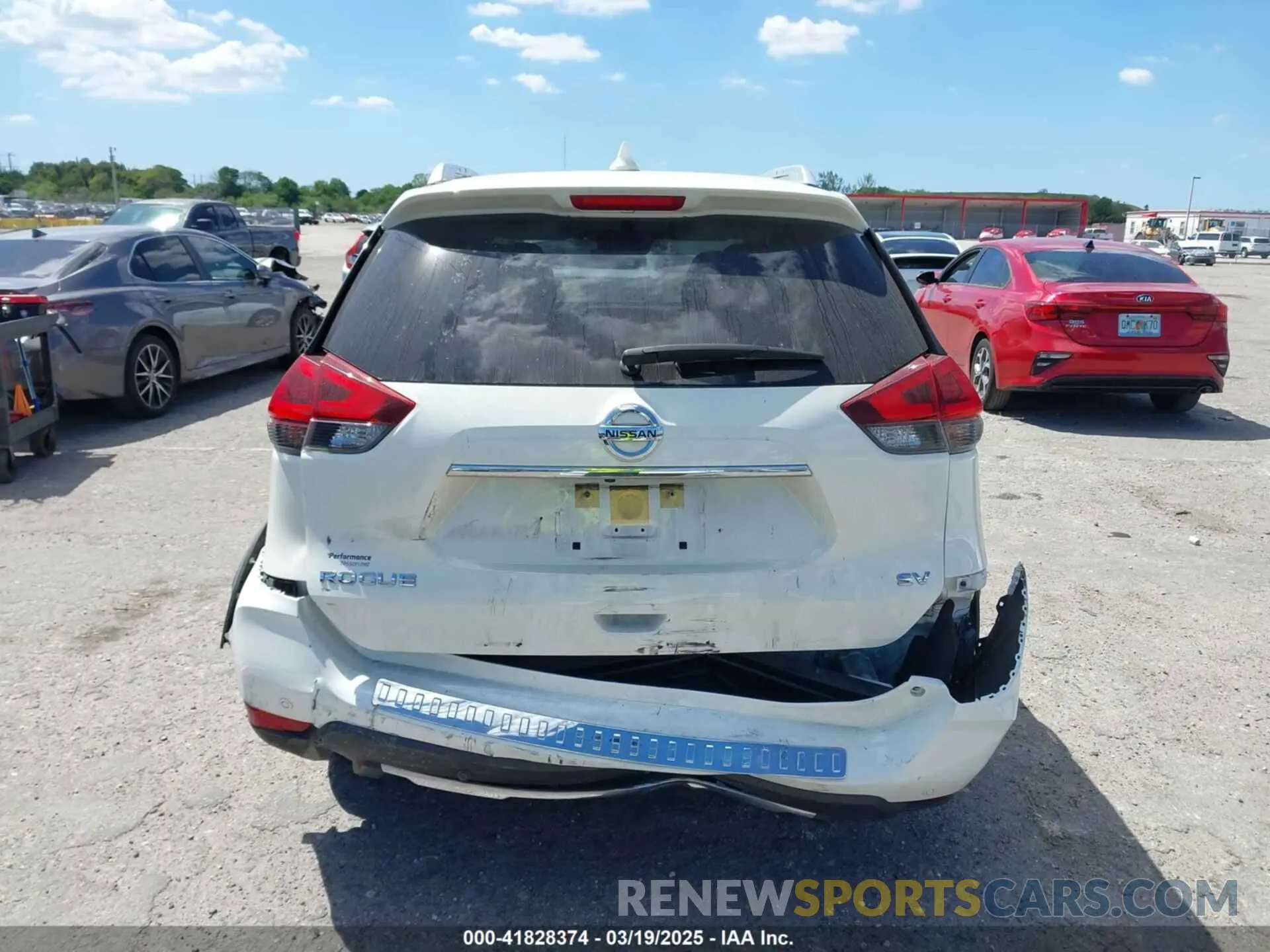 6 Photograph of a damaged car JN8AT2MT4KW261907 NISSAN ROGUE 2019
