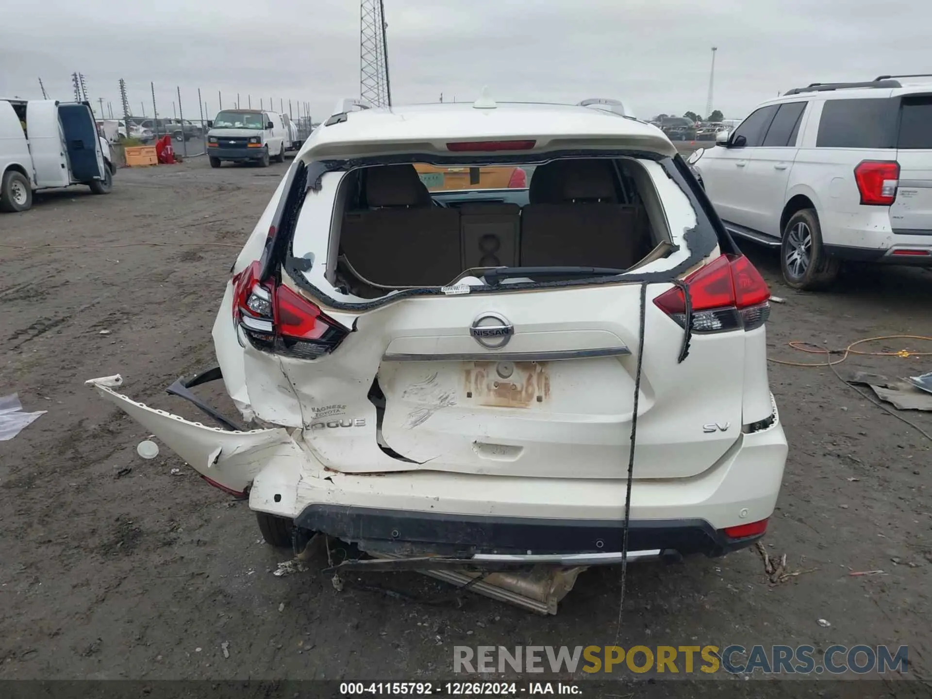 15 Photograph of a damaged car JN8AT2MT4KW263267 NISSAN ROGUE 2019