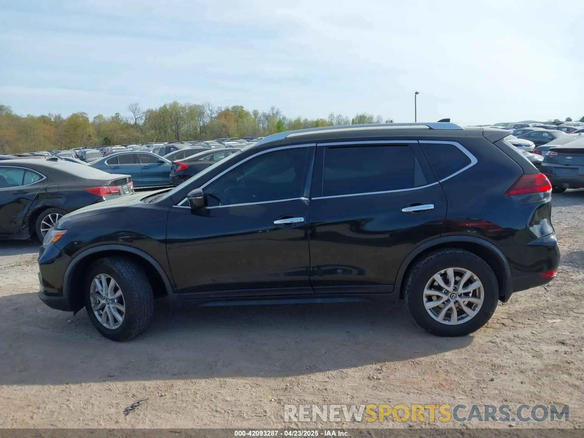 14 Photograph of a damaged car JN8AT2MT4KW266105 NISSAN ROGUE 2019