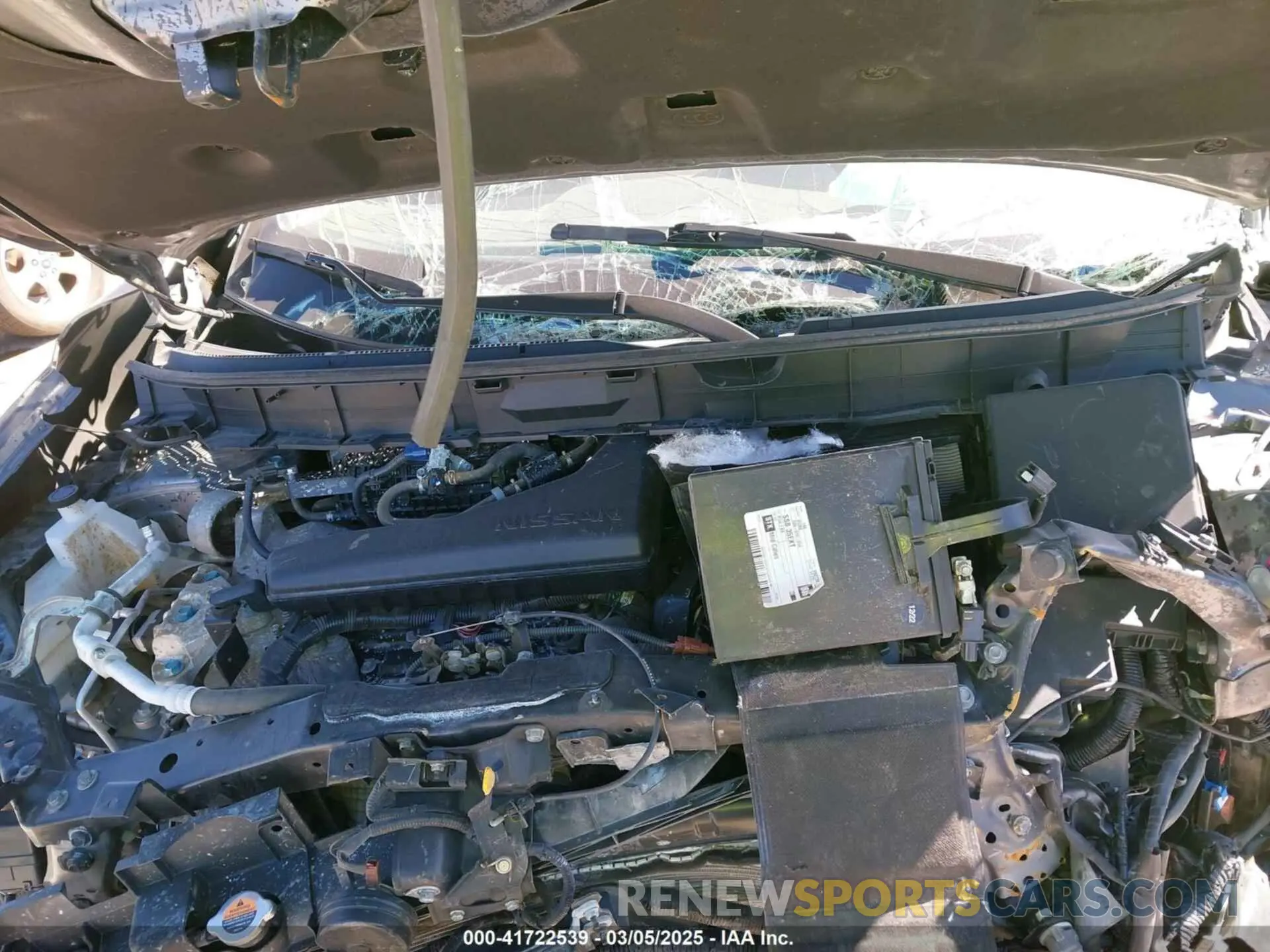 10 Photograph of a damaged car JN8AT2MT5KW505497 NISSAN ROGUE 2019