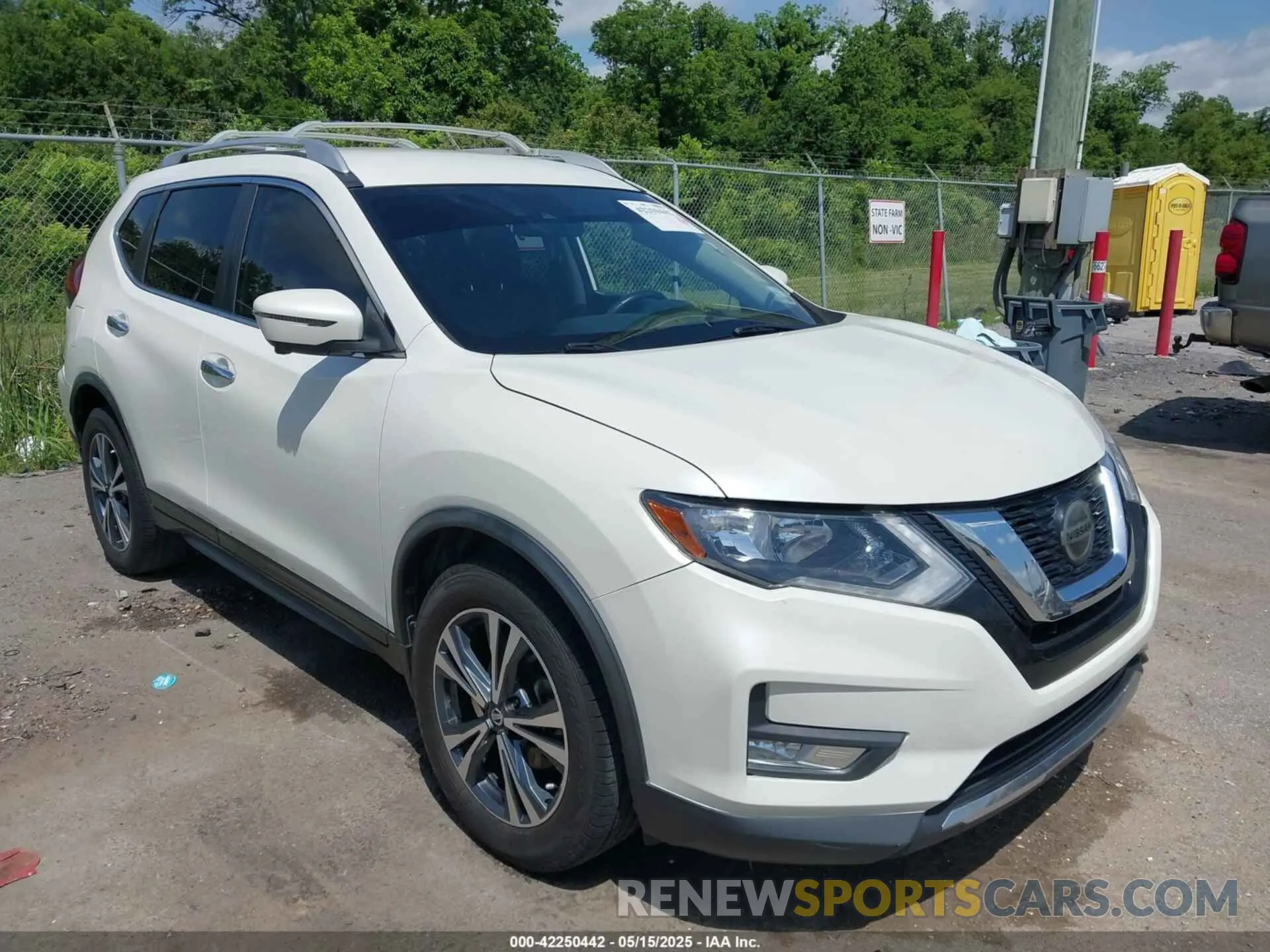 1 Фотография поврежденного автомобиля JN8AT2MT6KW256210 NISSAN ROGUE 2019