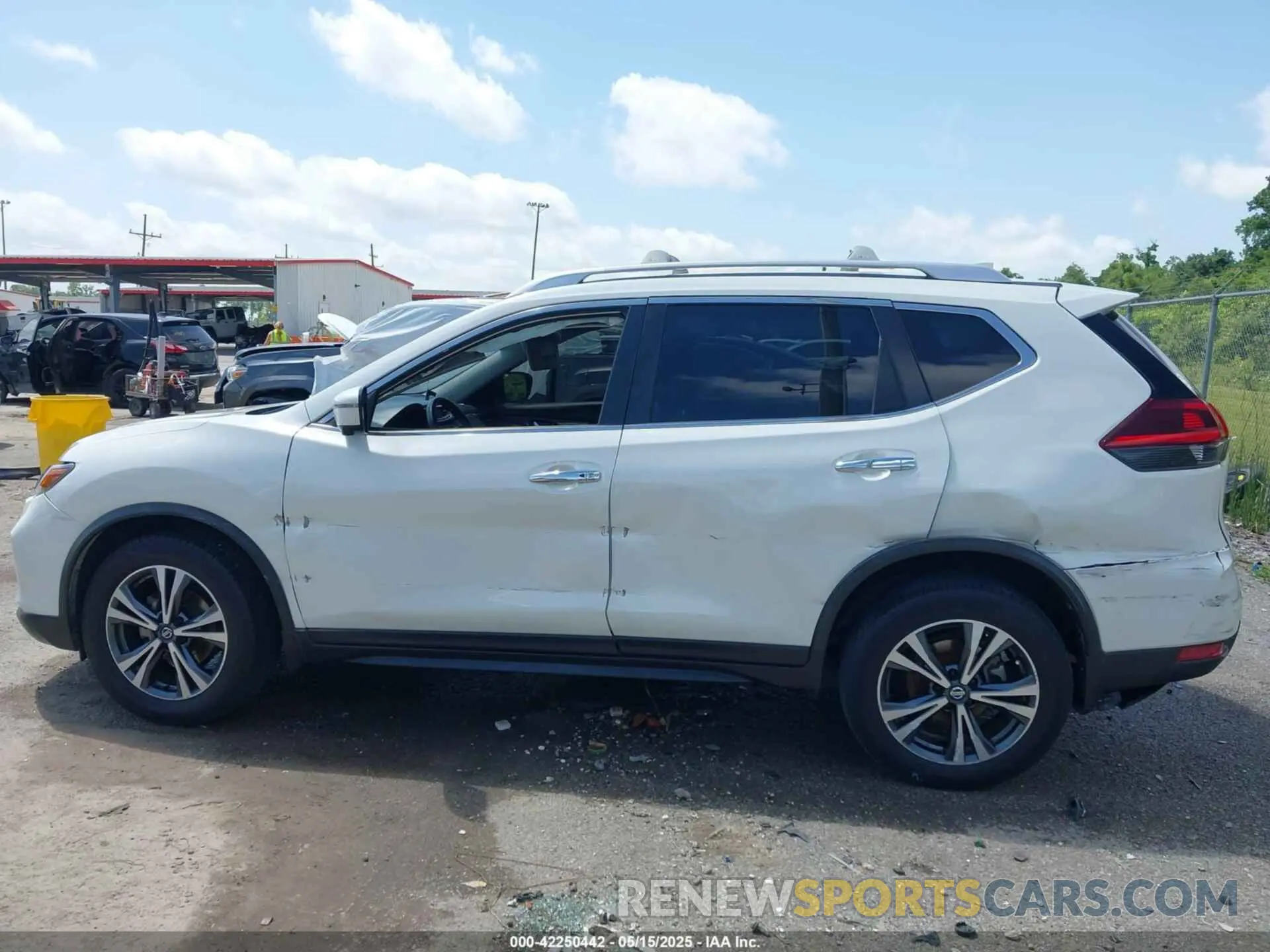 14 Фотография поврежденного автомобиля JN8AT2MT6KW256210 NISSAN ROGUE 2019