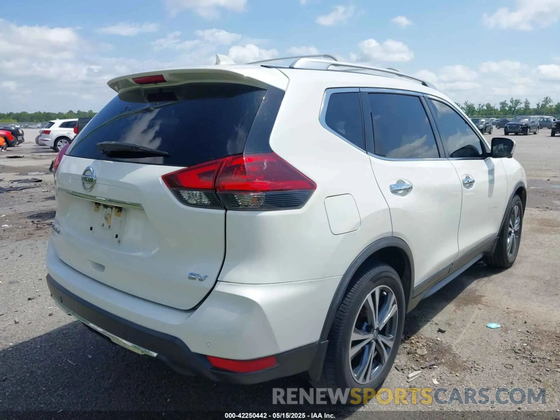 4 Фотография поврежденного автомобиля JN8AT2MT6KW256210 NISSAN ROGUE 2019