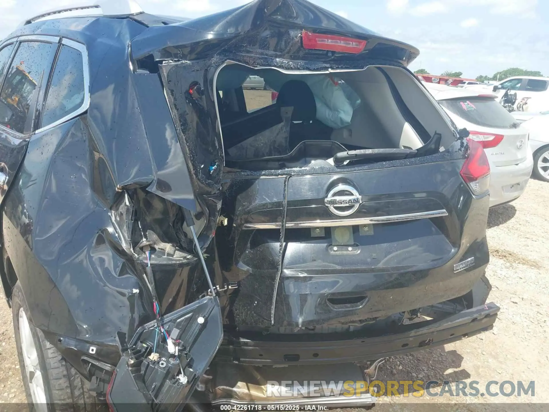6 Photograph of a damaged car JN8AT2MT6KW267367 NISSAN ROGUE 2019