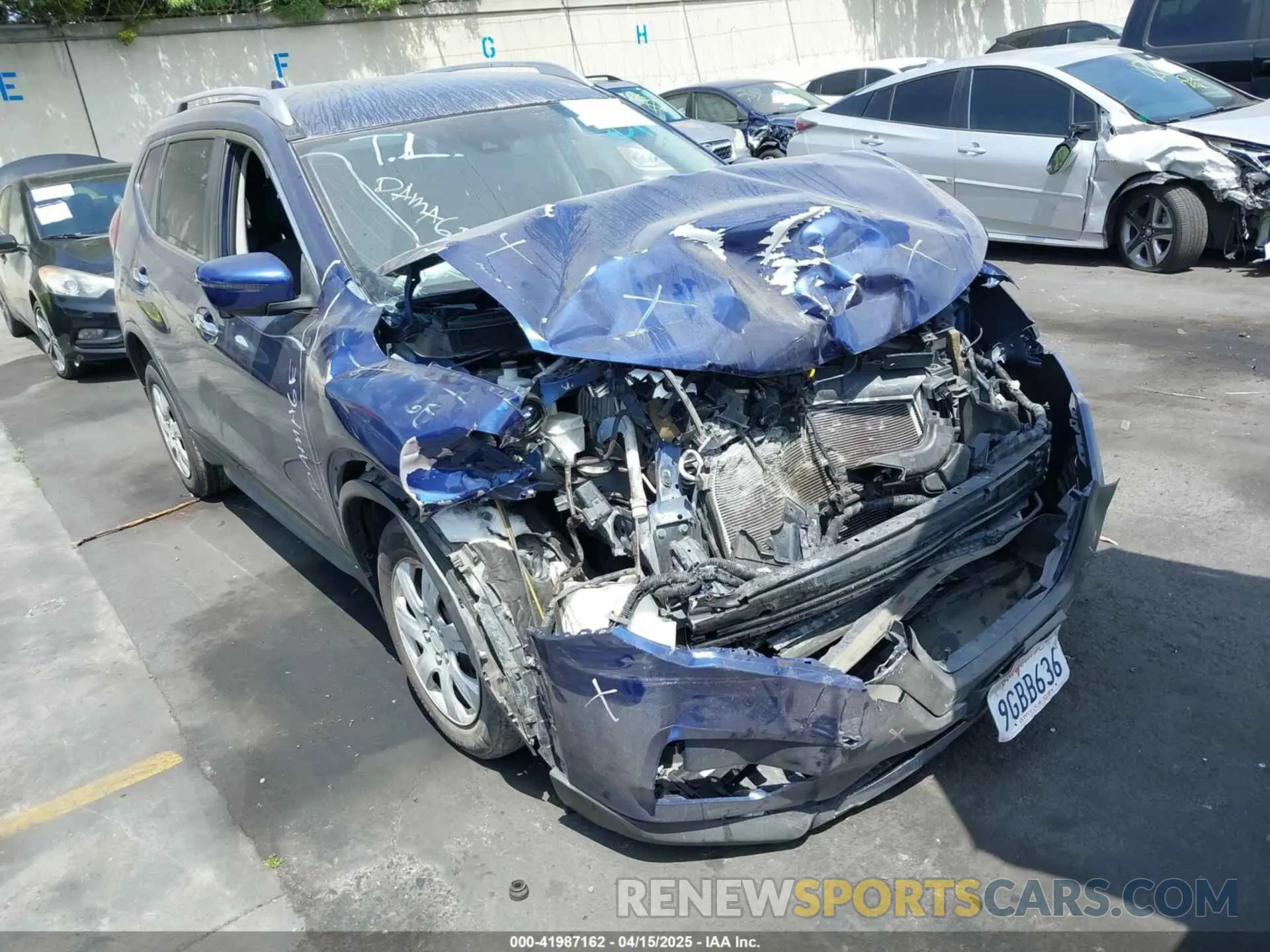 1 Photograph of a damaged car JN8AT2MT7KW268205 NISSAN ROGUE 2019