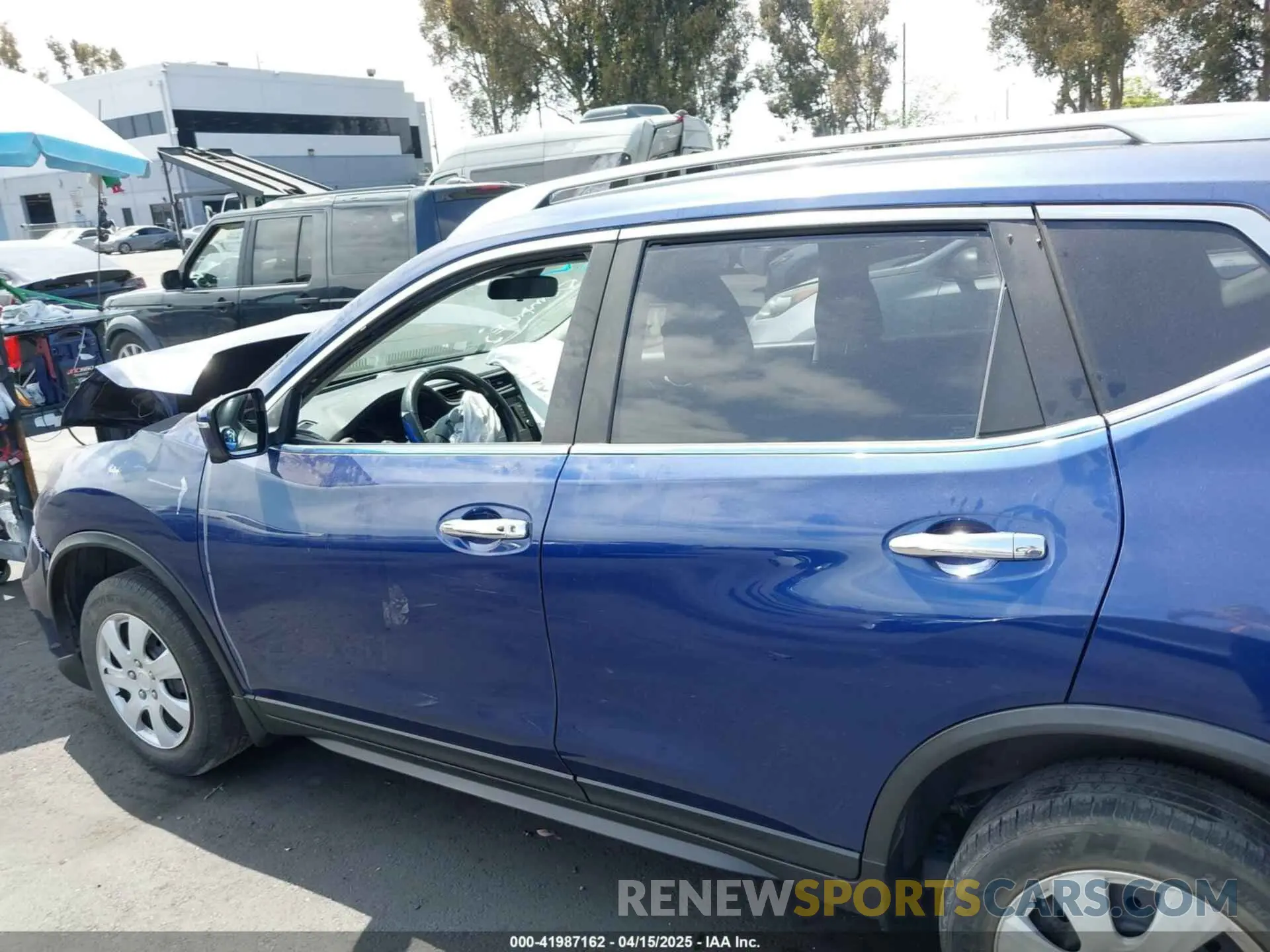 15 Photograph of a damaged car JN8AT2MT7KW268205 NISSAN ROGUE 2019