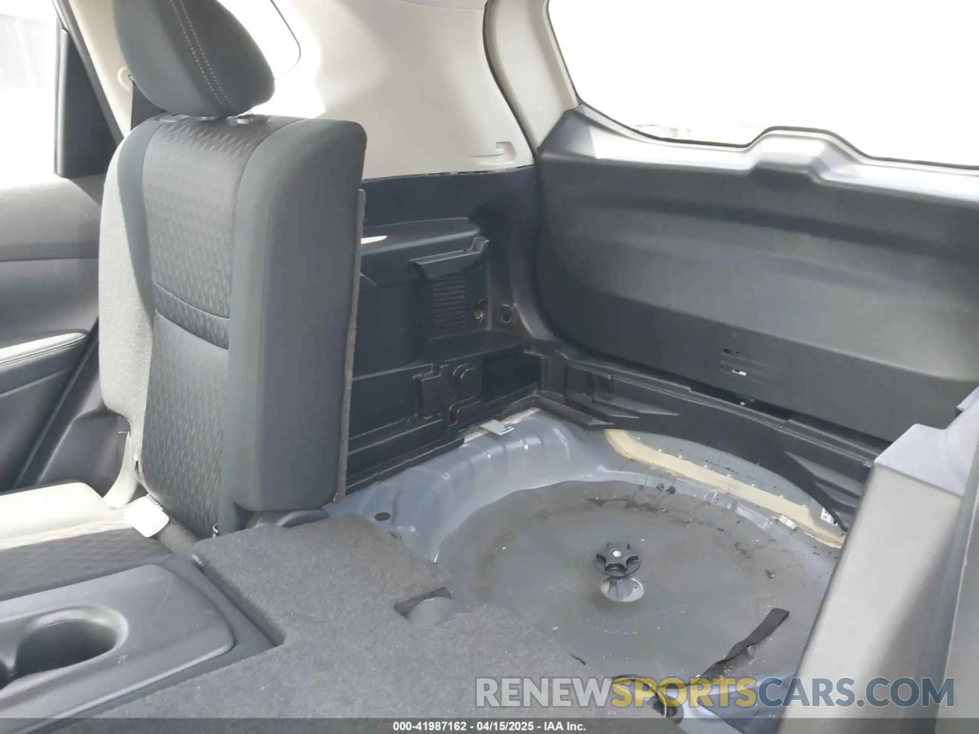 22 Photograph of a damaged car JN8AT2MT7KW268205 NISSAN ROGUE 2019