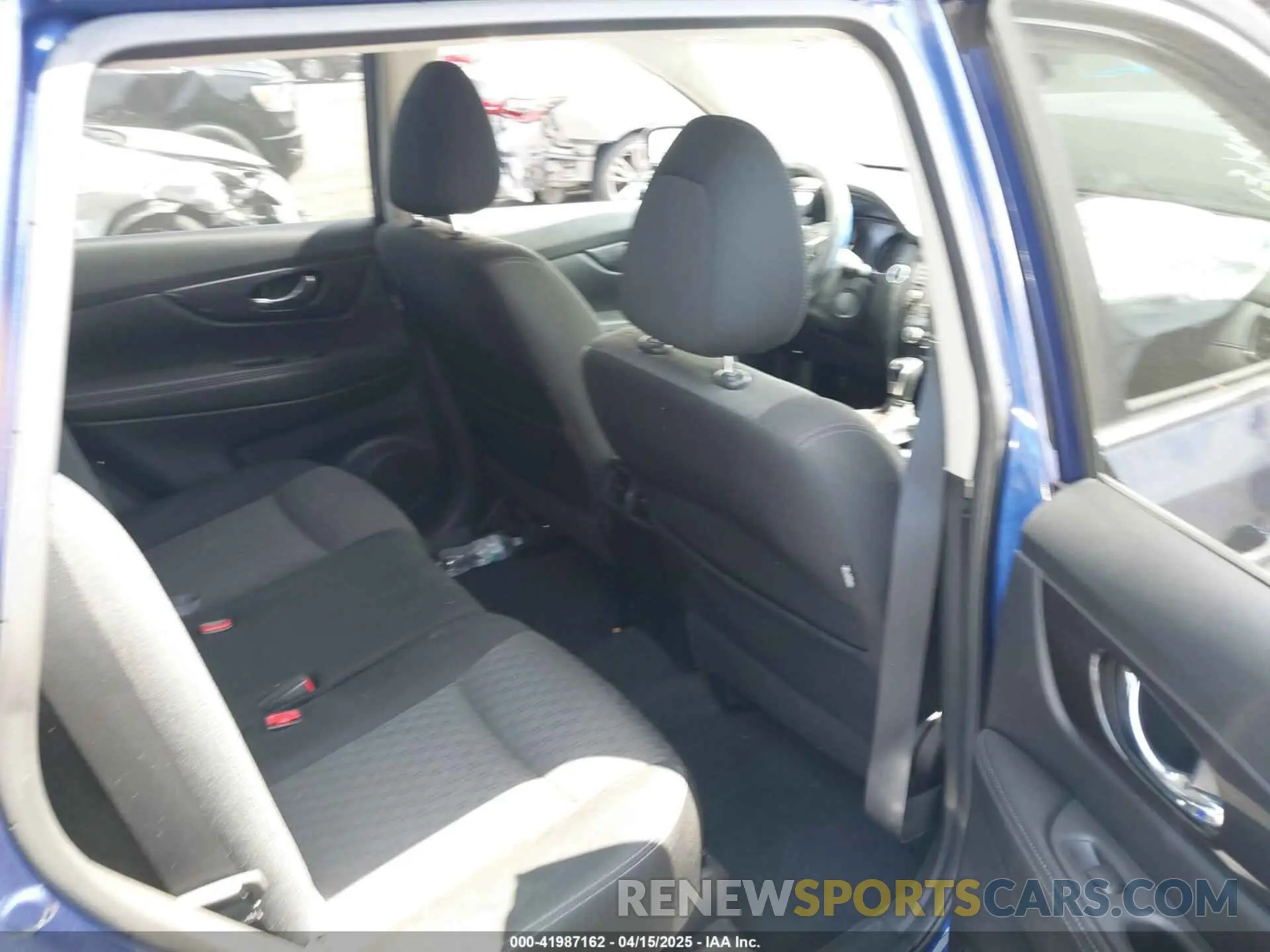 8 Photograph of a damaged car JN8AT2MT7KW268205 NISSAN ROGUE 2019