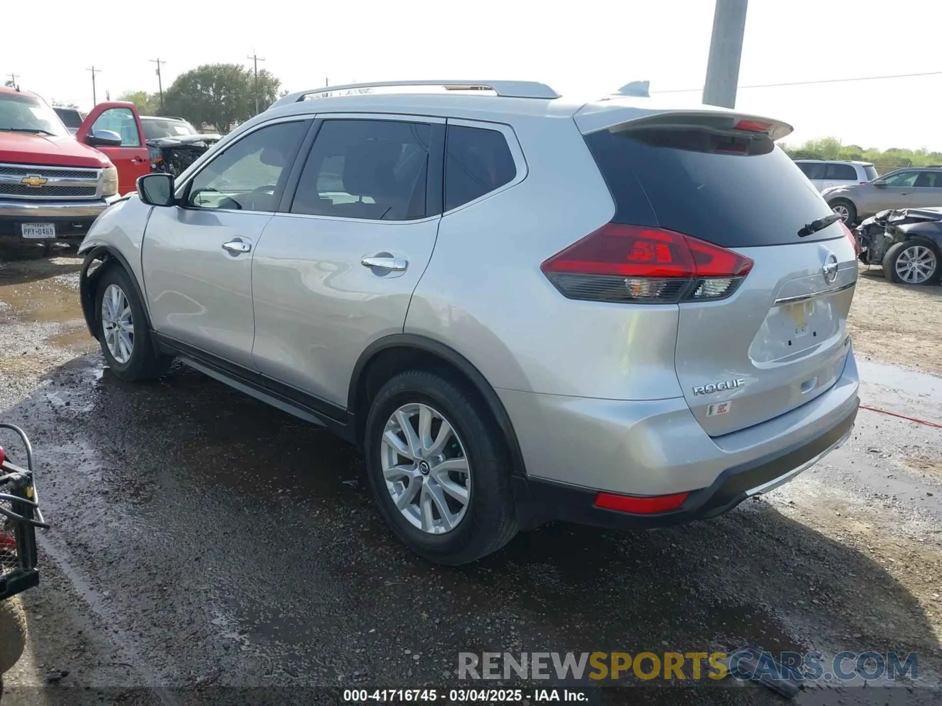 3 Photograph of a damaged car JN8AT2MT8KW501590 NISSAN ROGUE 2019