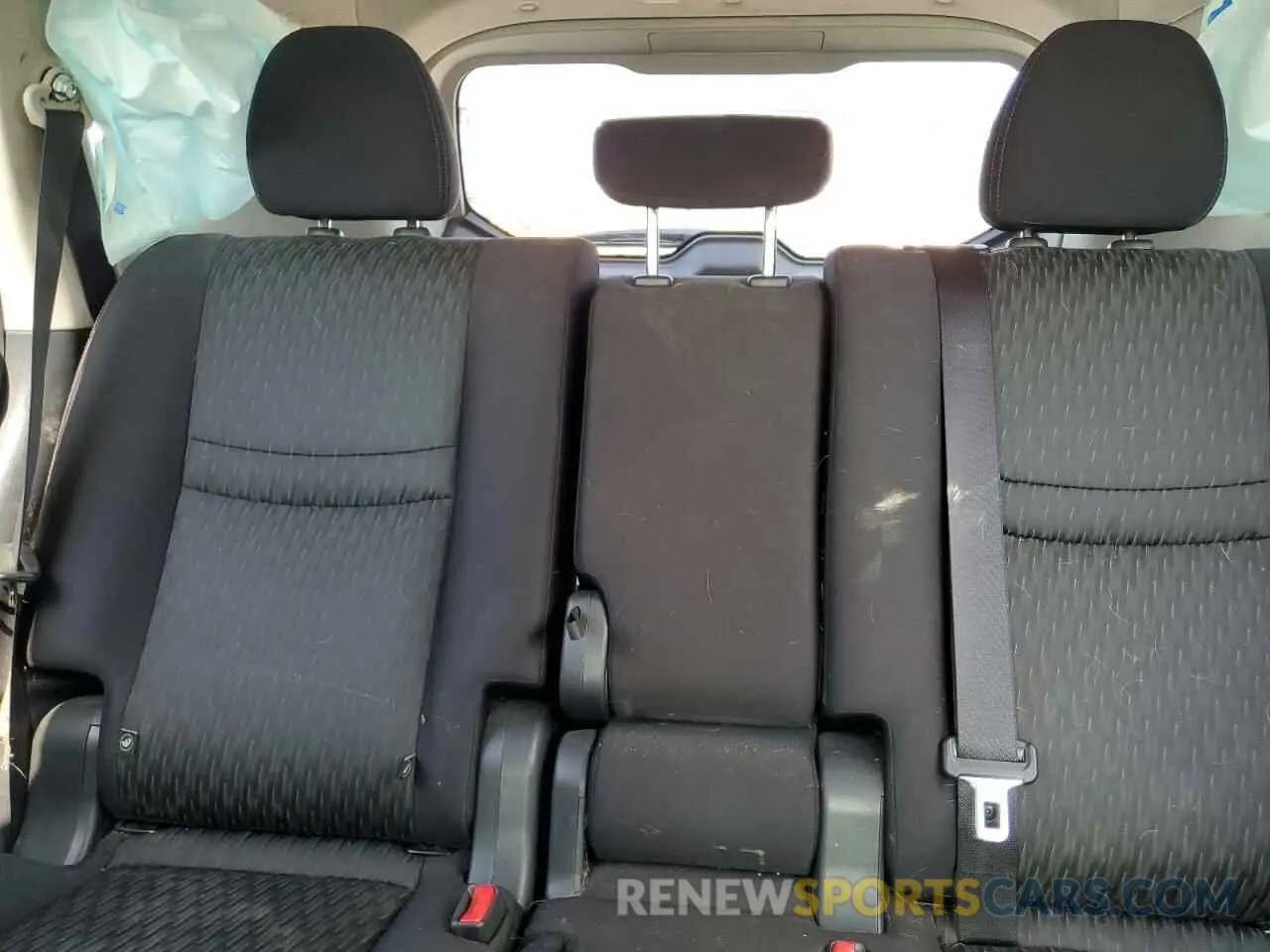 10 Photograph of a damaged car JN8AT2MT9KW263958 NISSAN ROGUE 2019