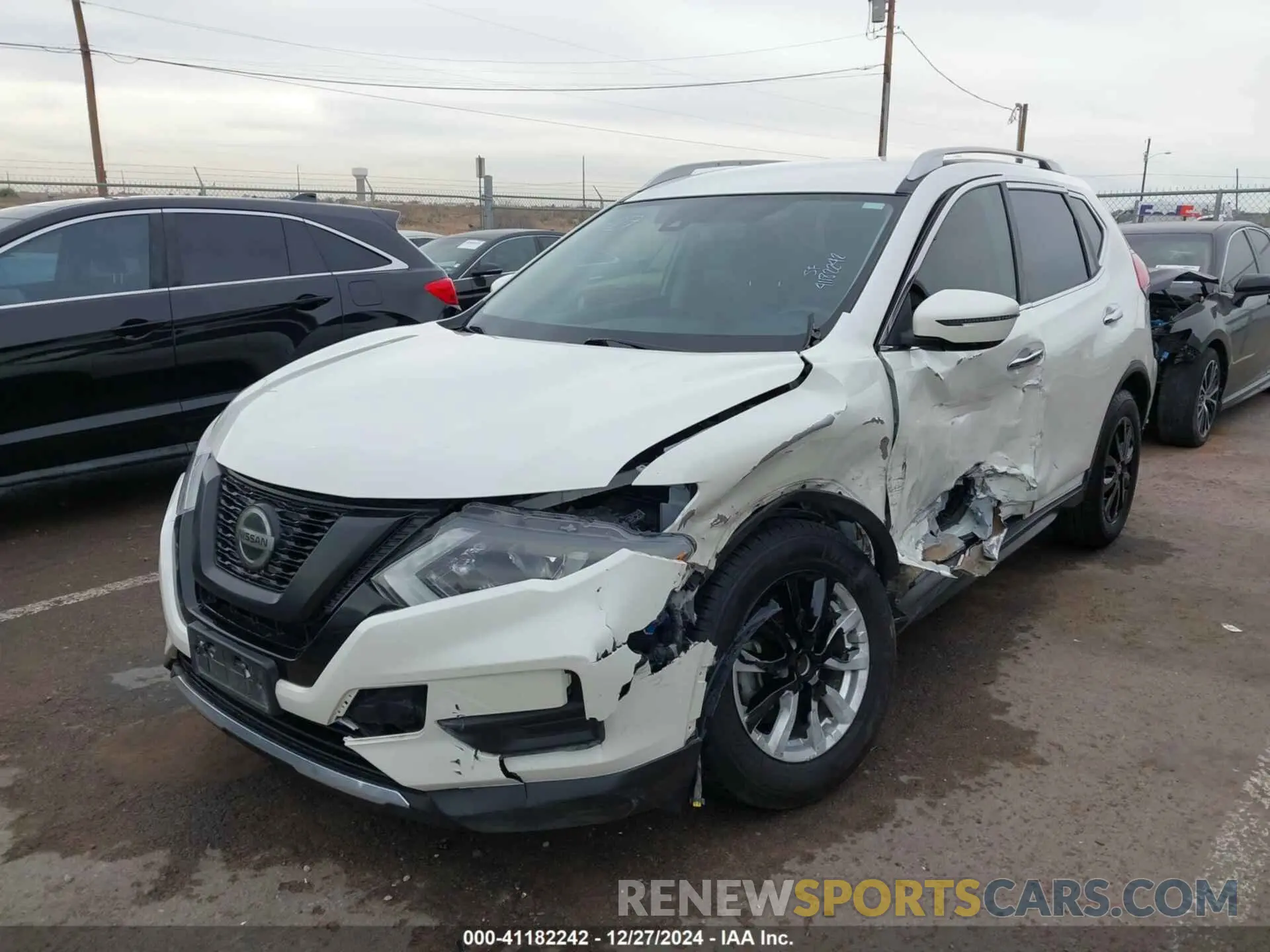 2 Photograph of a damaged car JN8AT2MTXKW252631 NISSAN ROGUE 2019