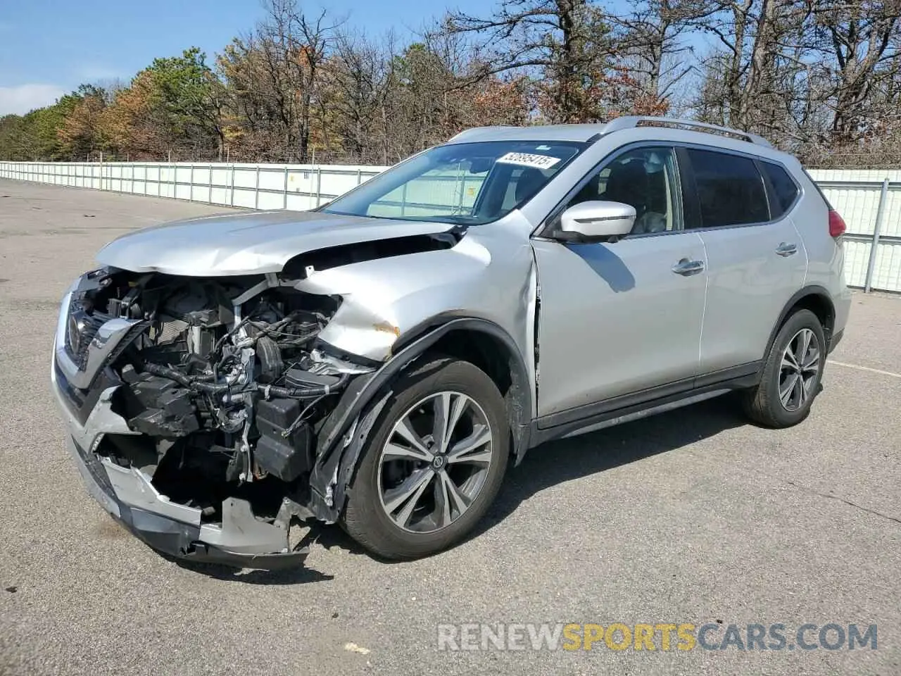 1 Photograph of a damaged car JN8AT2MV0KW381799 NISSAN ROGUE 2019