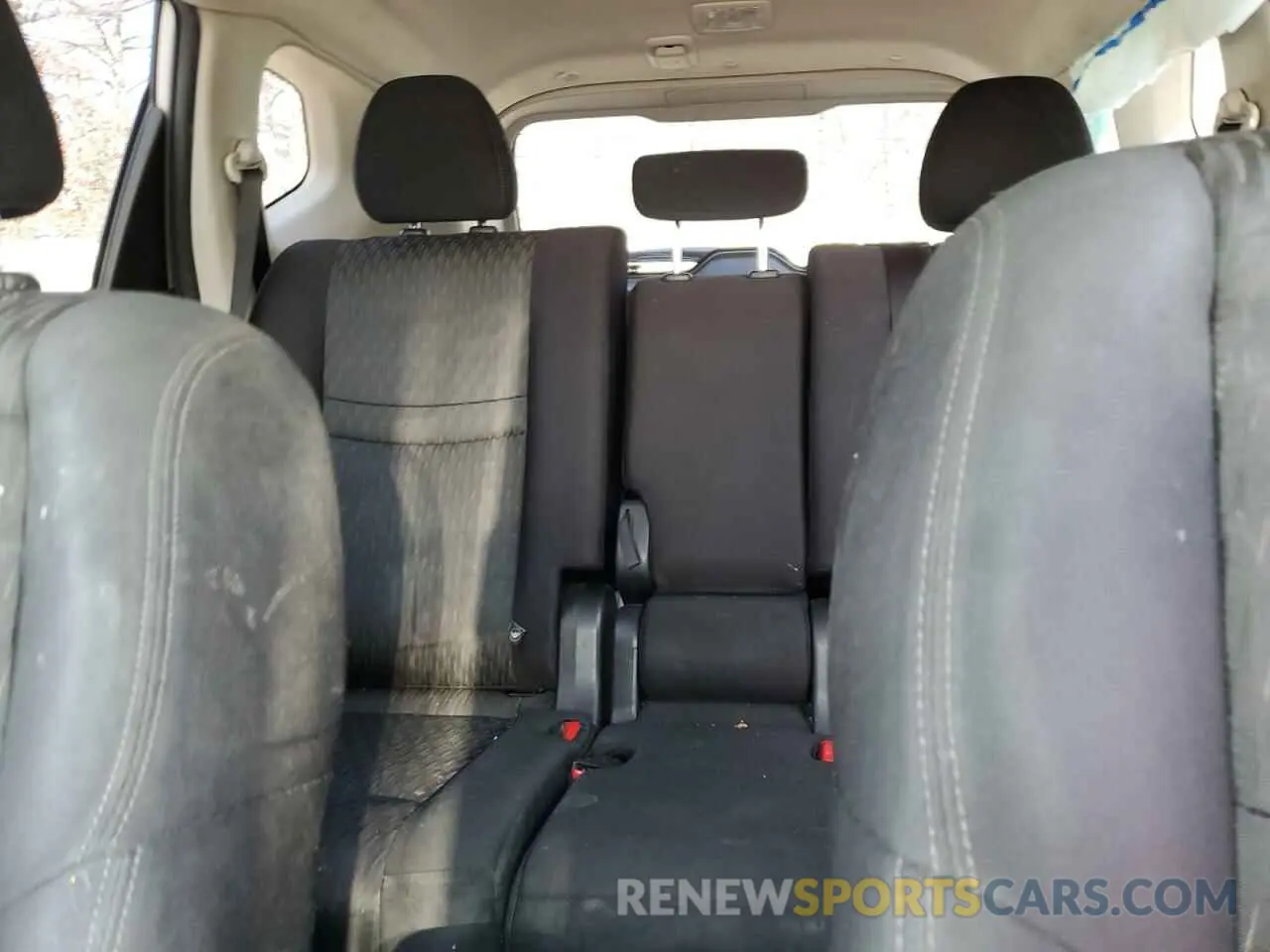10 Photograph of a damaged car JN8AT2MV0KW381799 NISSAN ROGUE 2019