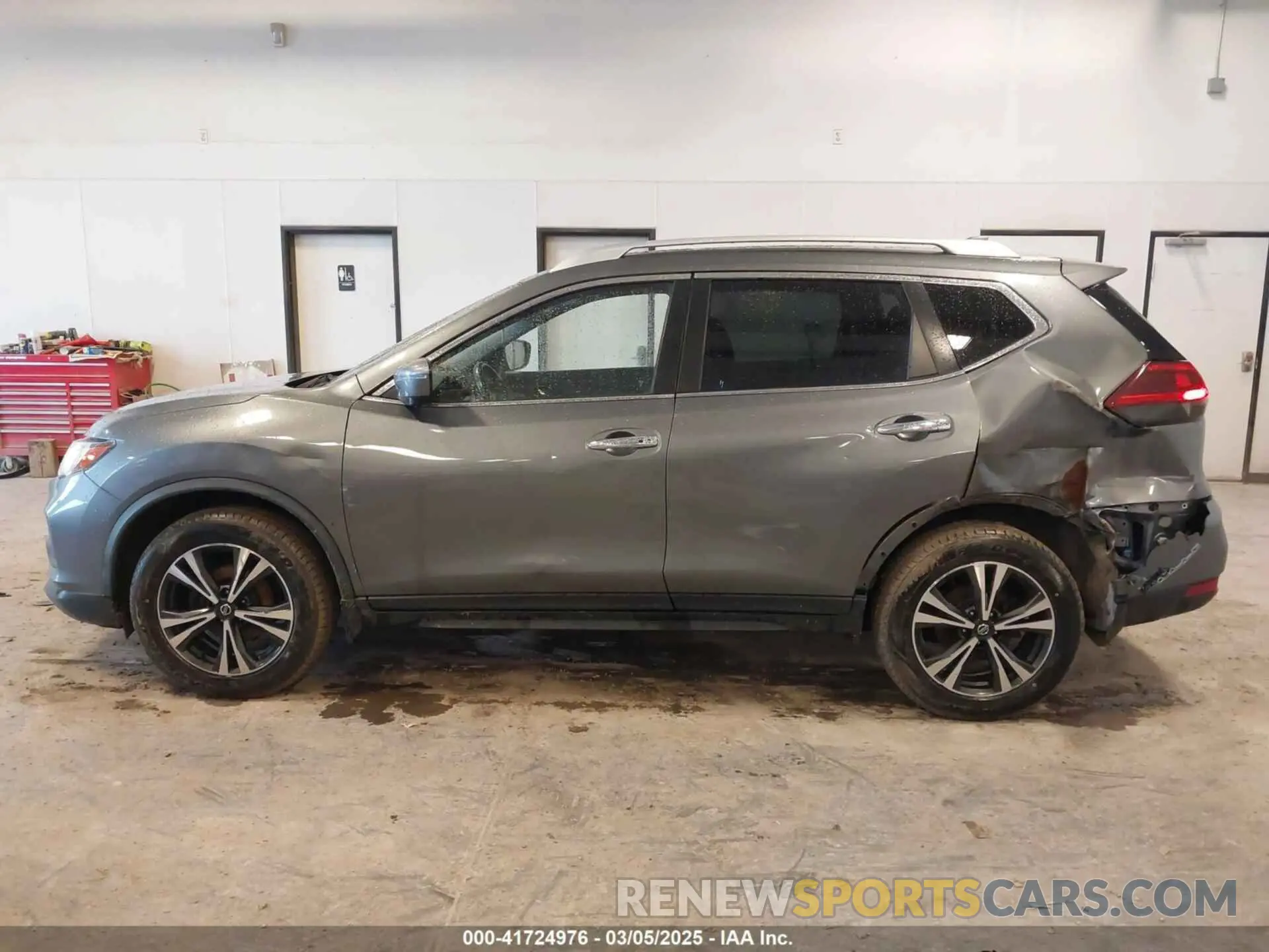 14 Фотография поврежденного автомобиля JN8AT2MV0KW385450 NISSAN ROGUE 2019
