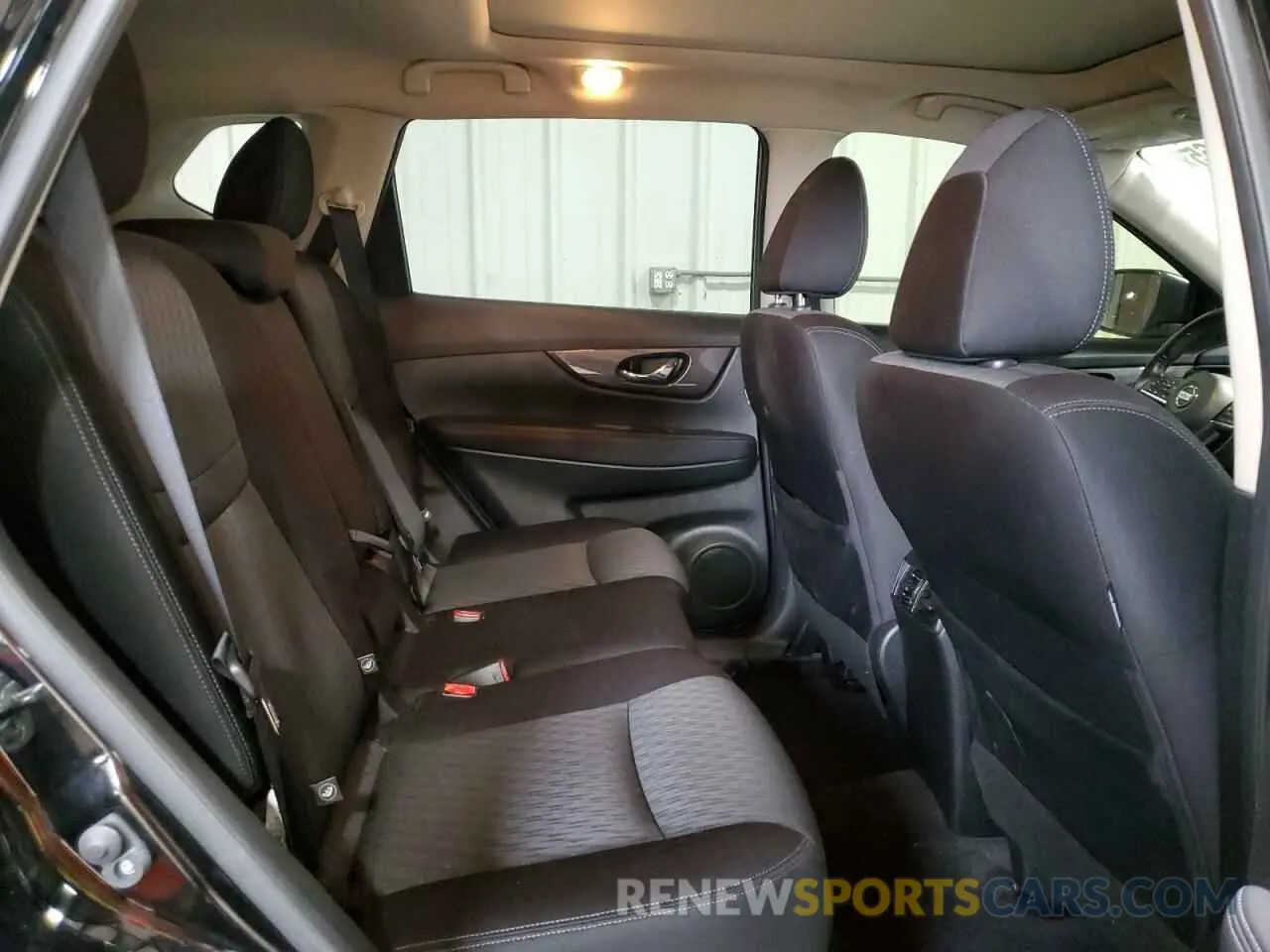 11 Photograph of a damaged car JN8AT2MV1KW374490 NISSAN ROGUE 2019