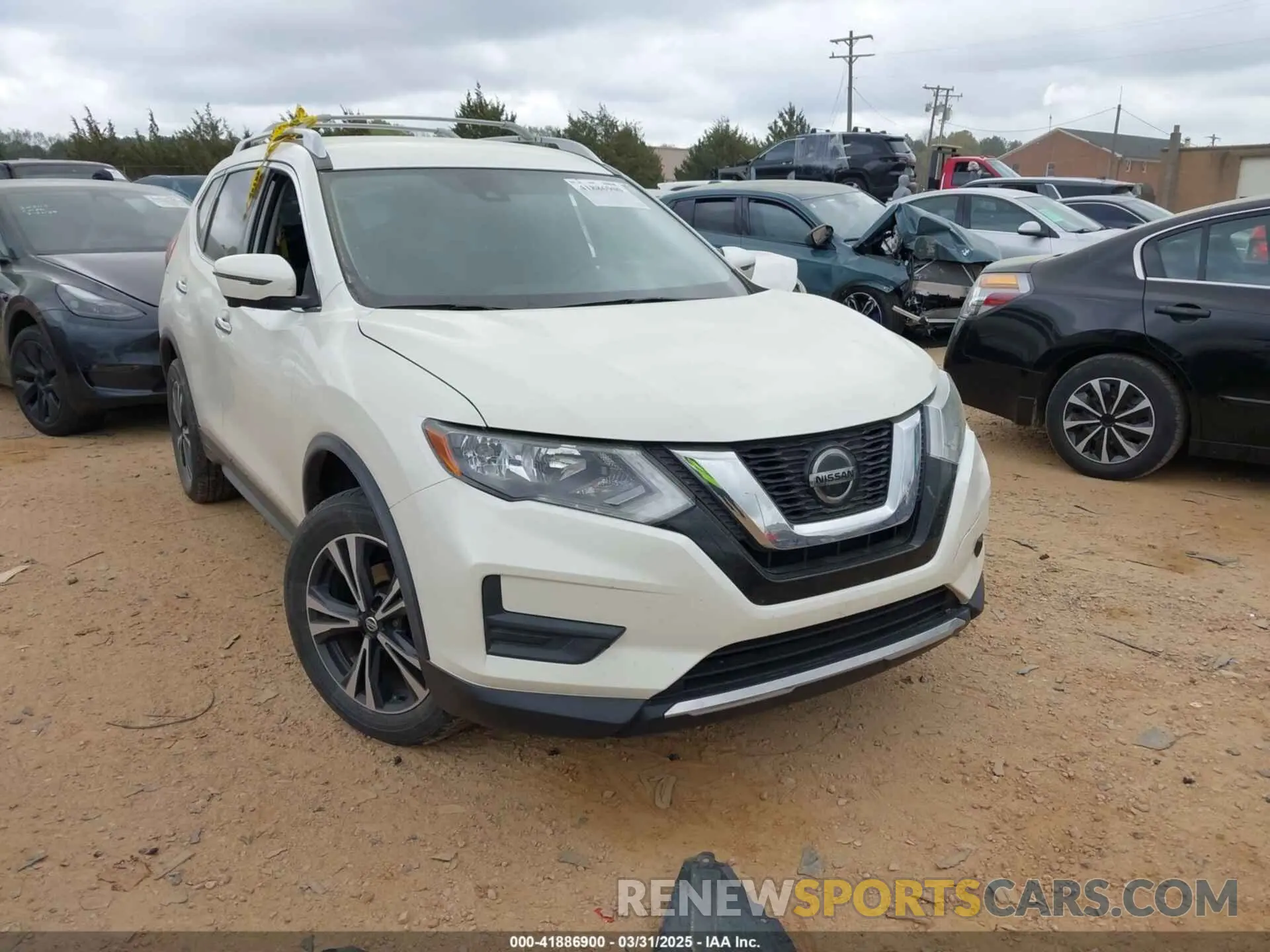1 Photograph of a damaged car JN8AT2MV1KW387675 NISSAN ROGUE 2019