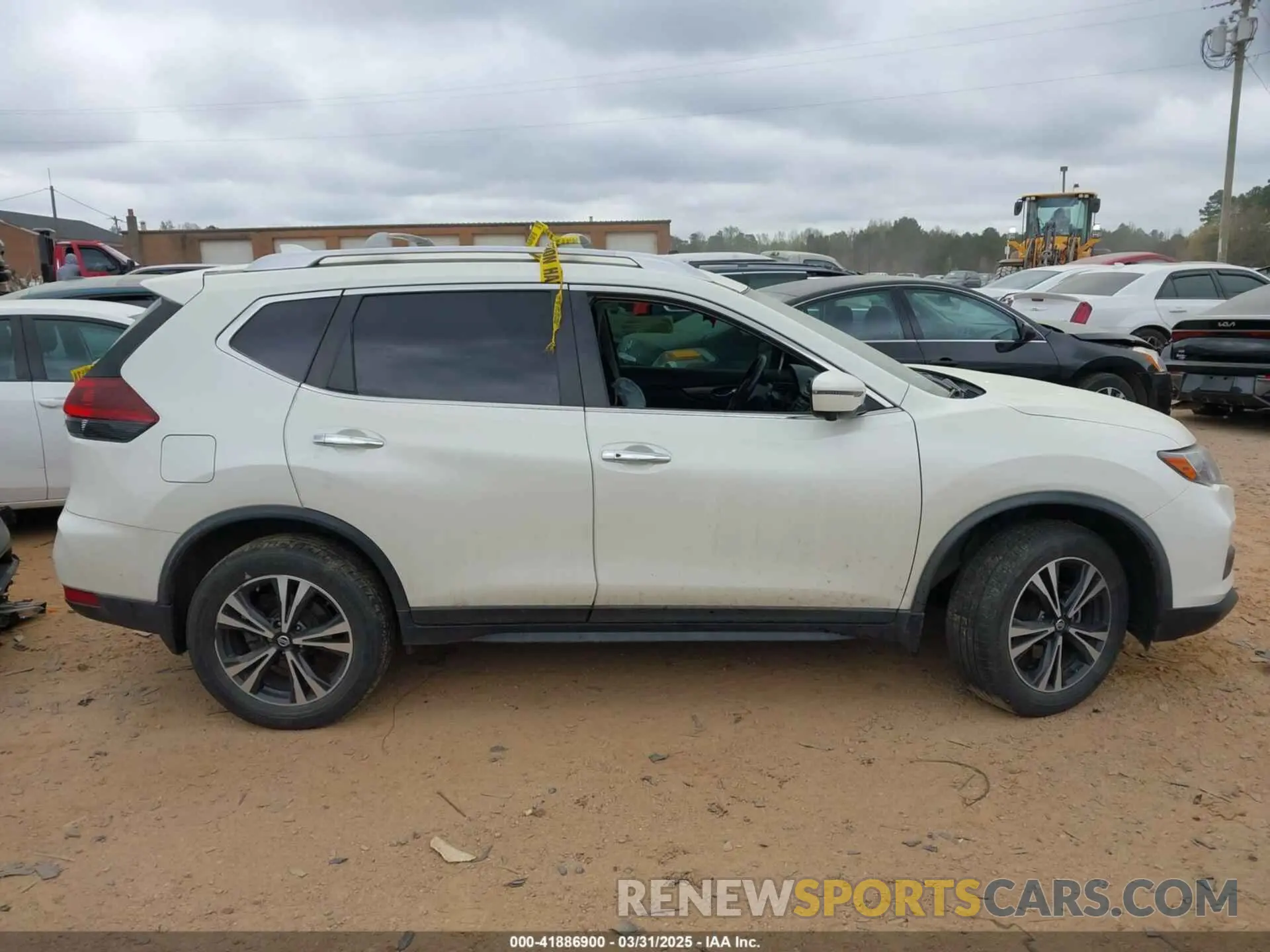 13 Photograph of a damaged car JN8AT2MV1KW387675 NISSAN ROGUE 2019