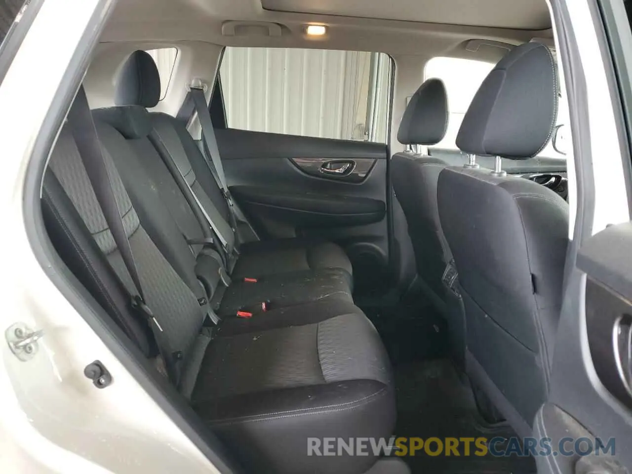 11 Photograph of a damaged car JN8AT2MV1KW389099 NISSAN ROGUE 2019