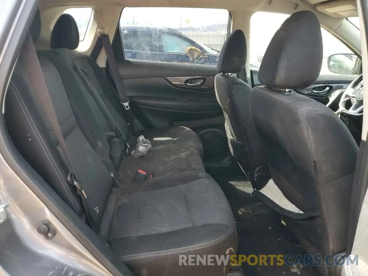 10 Photograph of a damaged car JN8AT2MV1KW393590 NISSAN ROGUE 2019