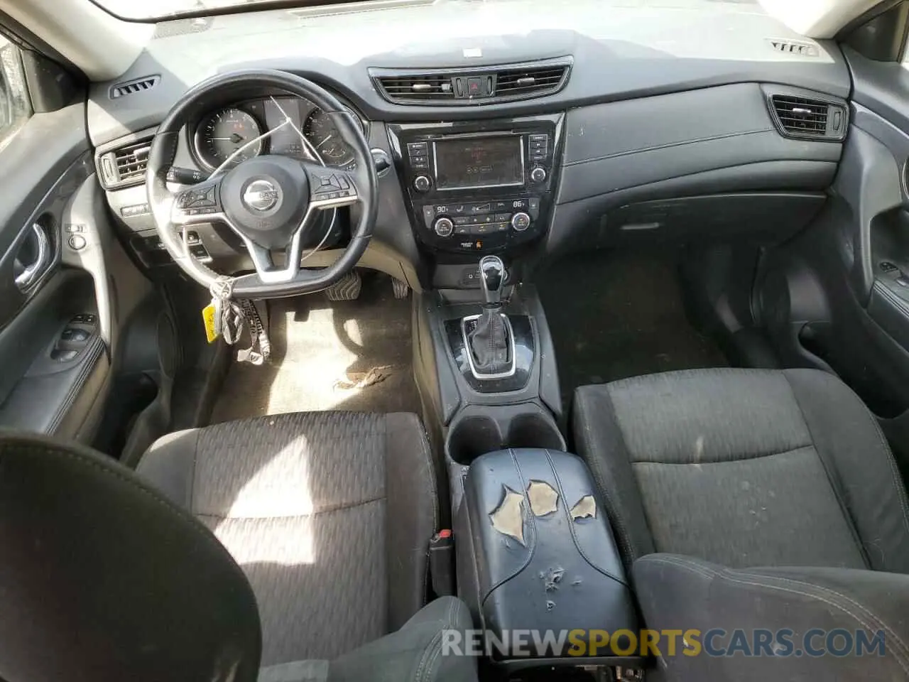 8 Photograph of a damaged car JN8AT2MV1KW393590 NISSAN ROGUE 2019